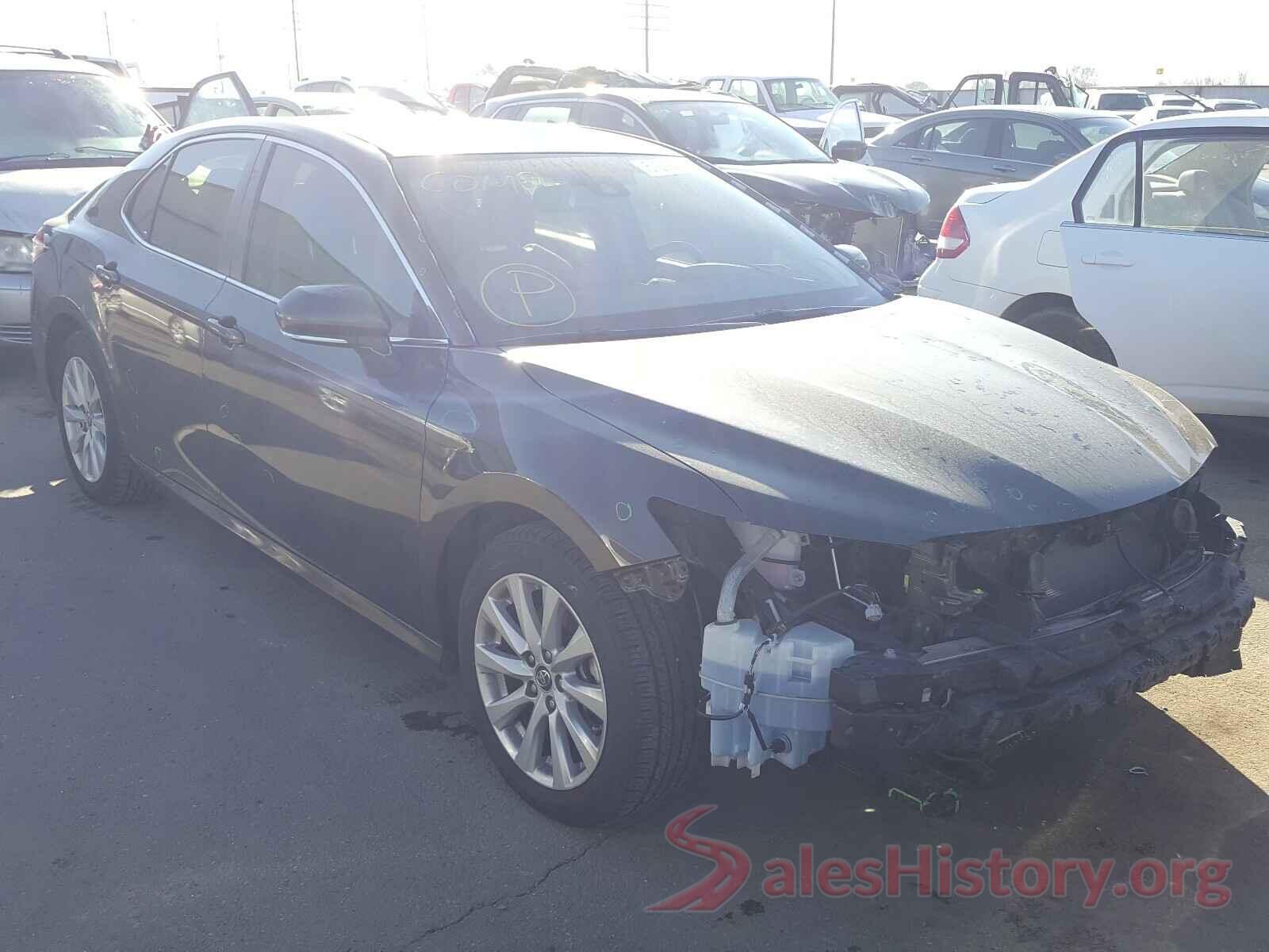 JTNB11HK1J3046028 2018 TOYOTA CAMRY