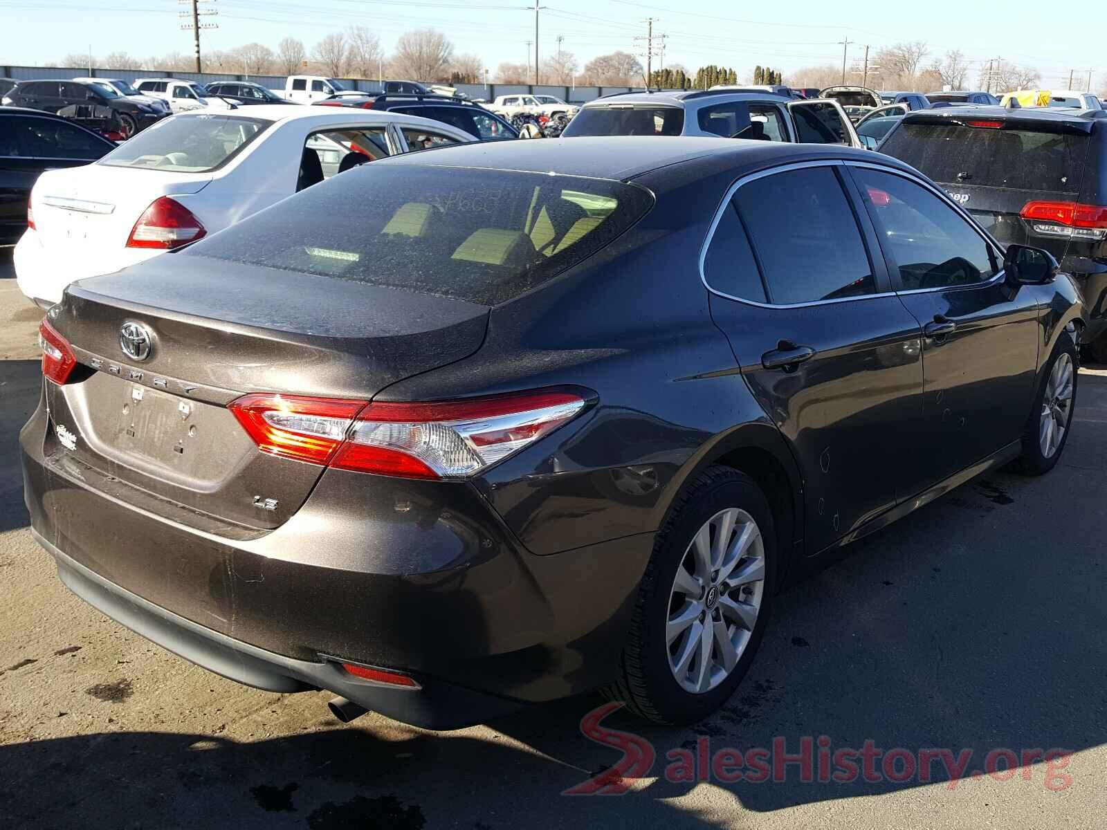 JTNB11HK1J3046028 2018 TOYOTA CAMRY