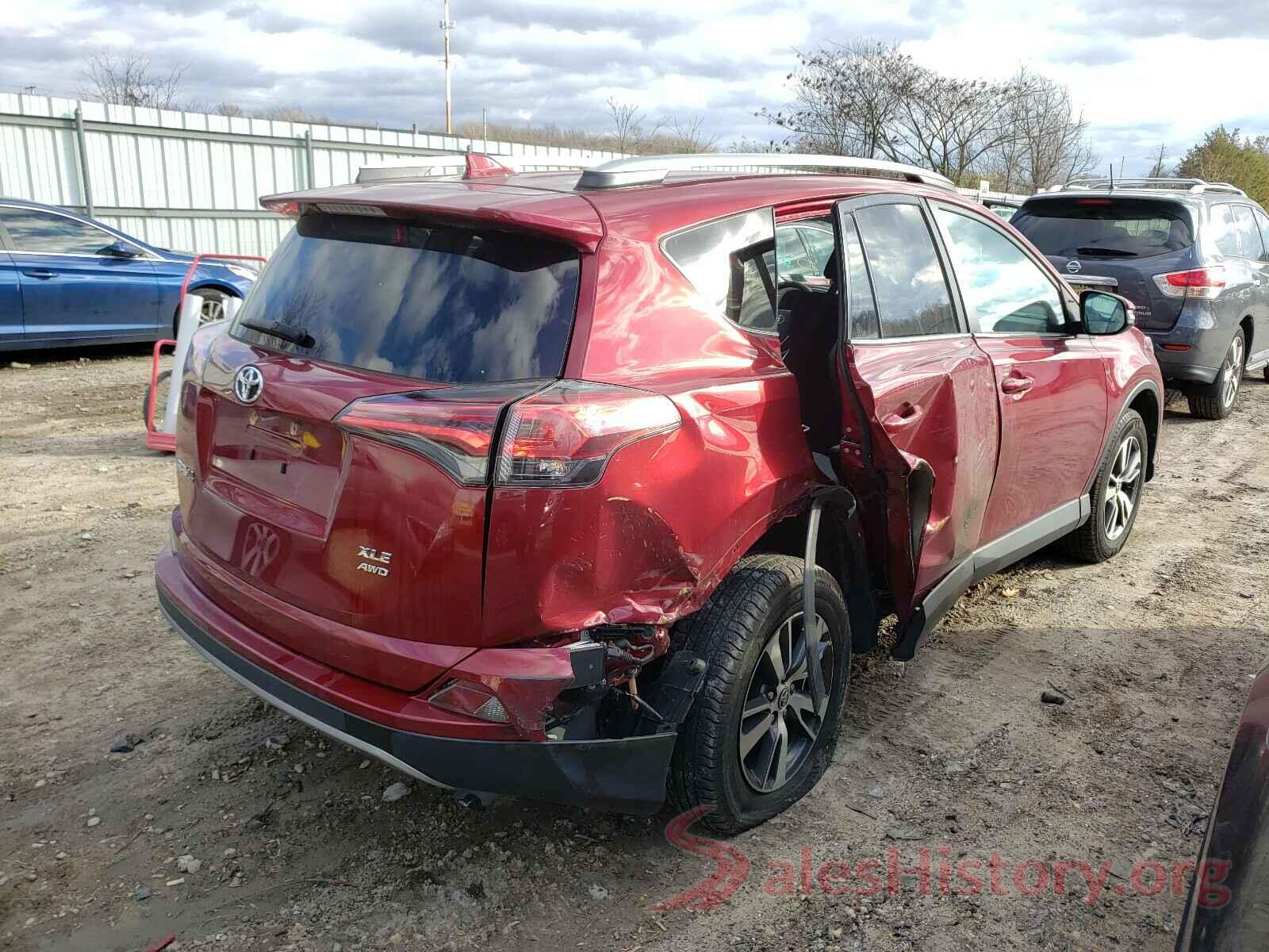 2T3RFREV8JW722506 2018 TOYOTA RAV4