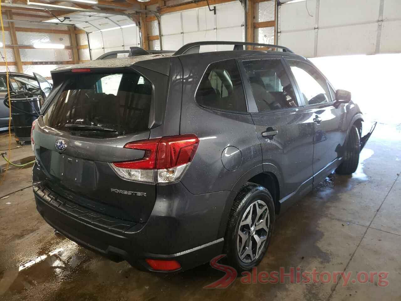 JF2SKAFC1MH550522 2021 SUBARU FORESTER