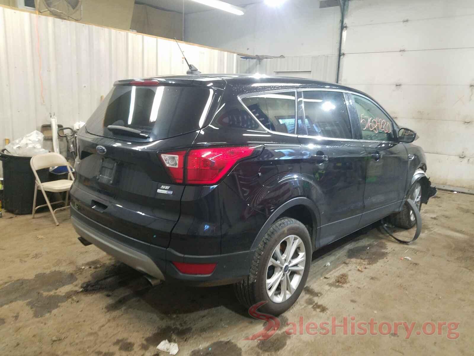 1FMCU9G96KUB13324 2019 FORD ESCAPE