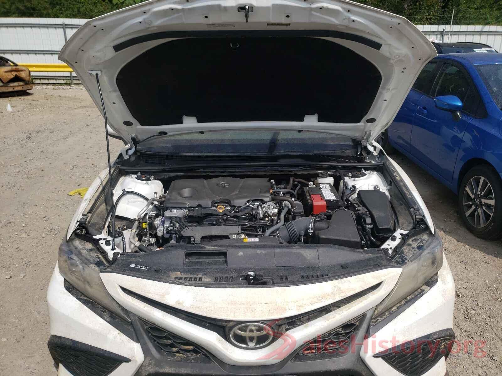 4T1G11AK0MU512739 2021 TOYOTA CAMRY