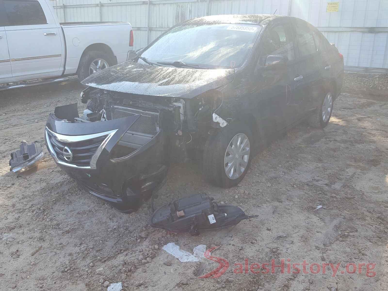 3N1CN7AP8KL814585 2019 NISSAN VERSA