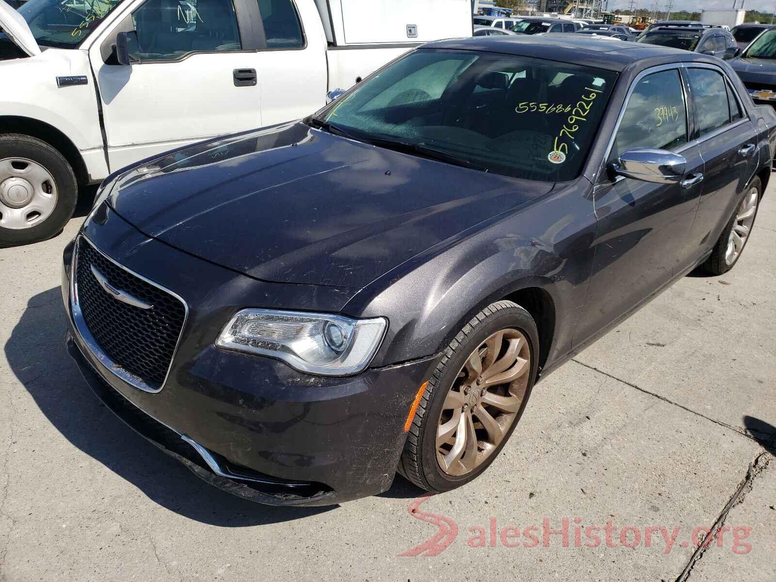 2C3CCAEG1KH555686 2019 CHRYSLER 300