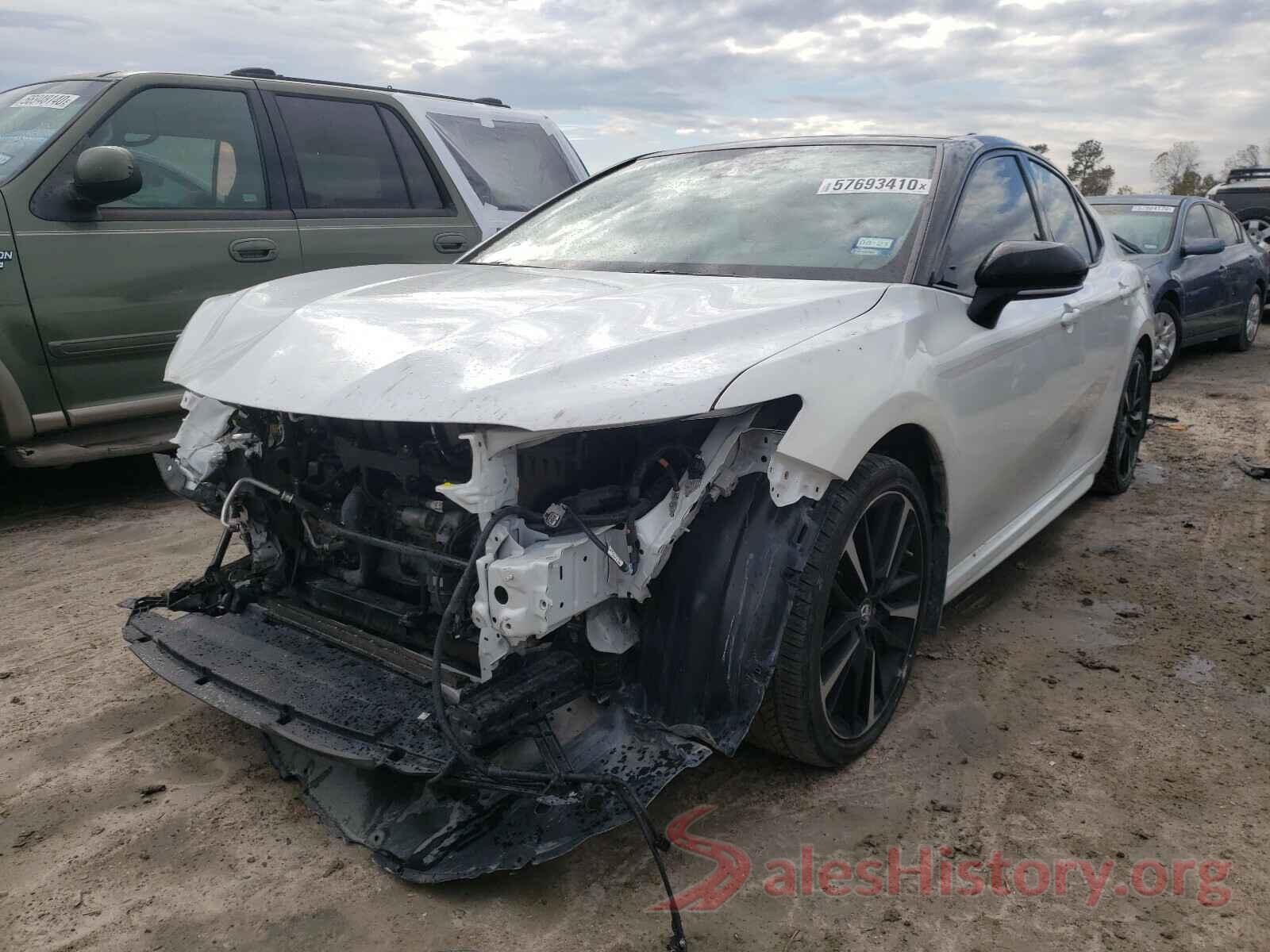 4T1B61HK2KU284886 2019 TOYOTA CAMRY