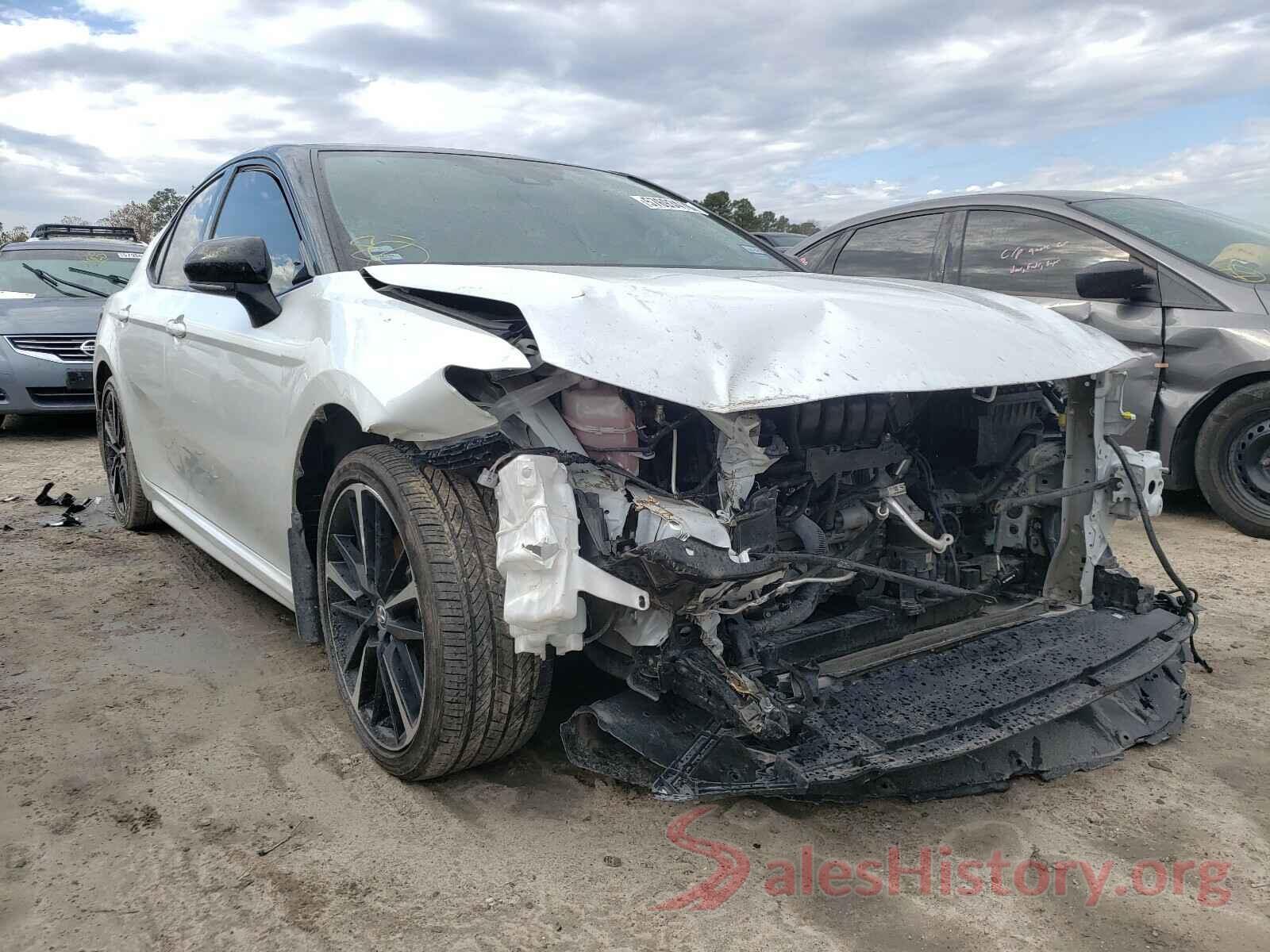 4T1B61HK2KU284886 2019 TOYOTA CAMRY