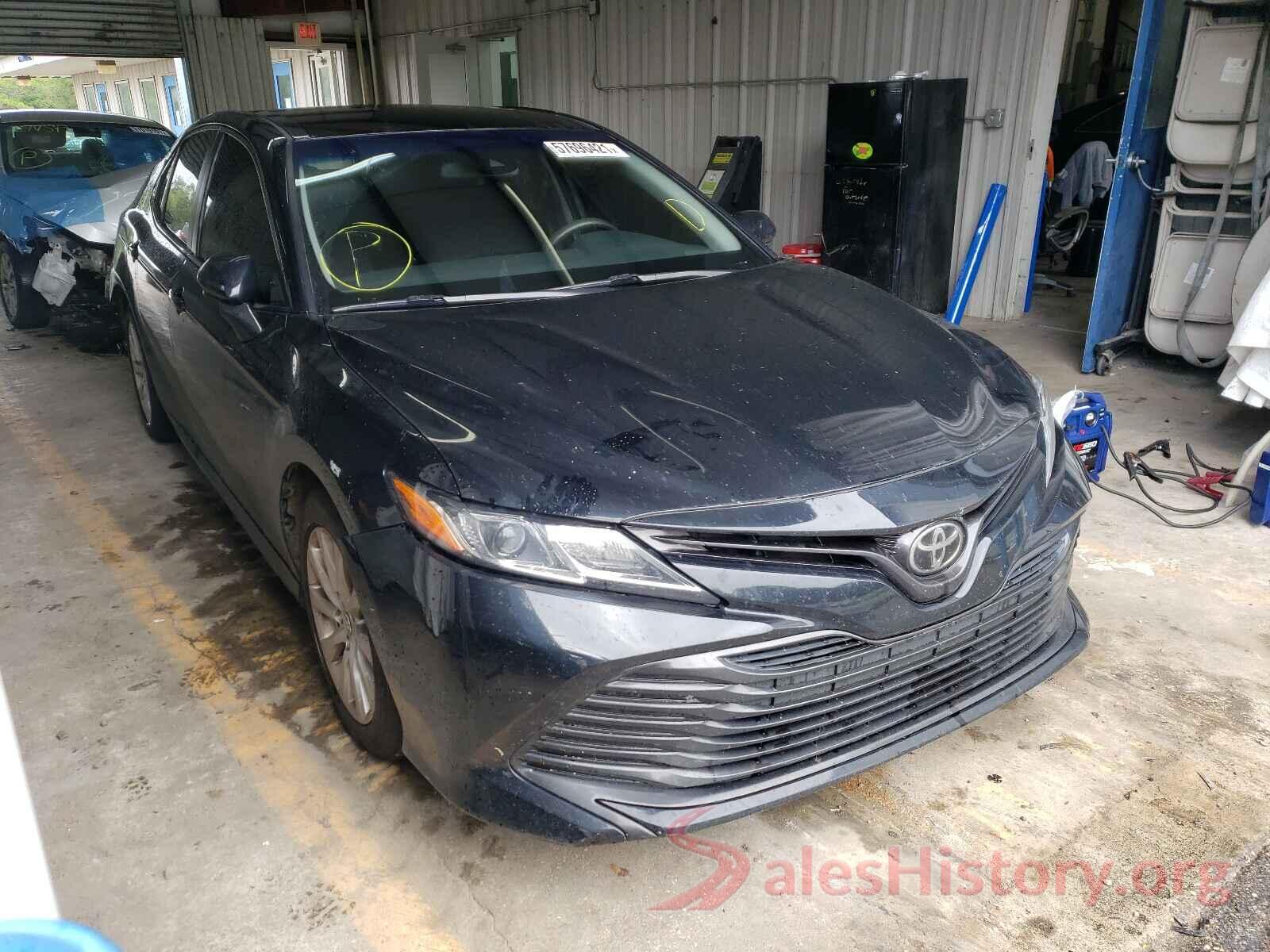 JTNB11HK2J3026466 2018 TOYOTA CAMRY