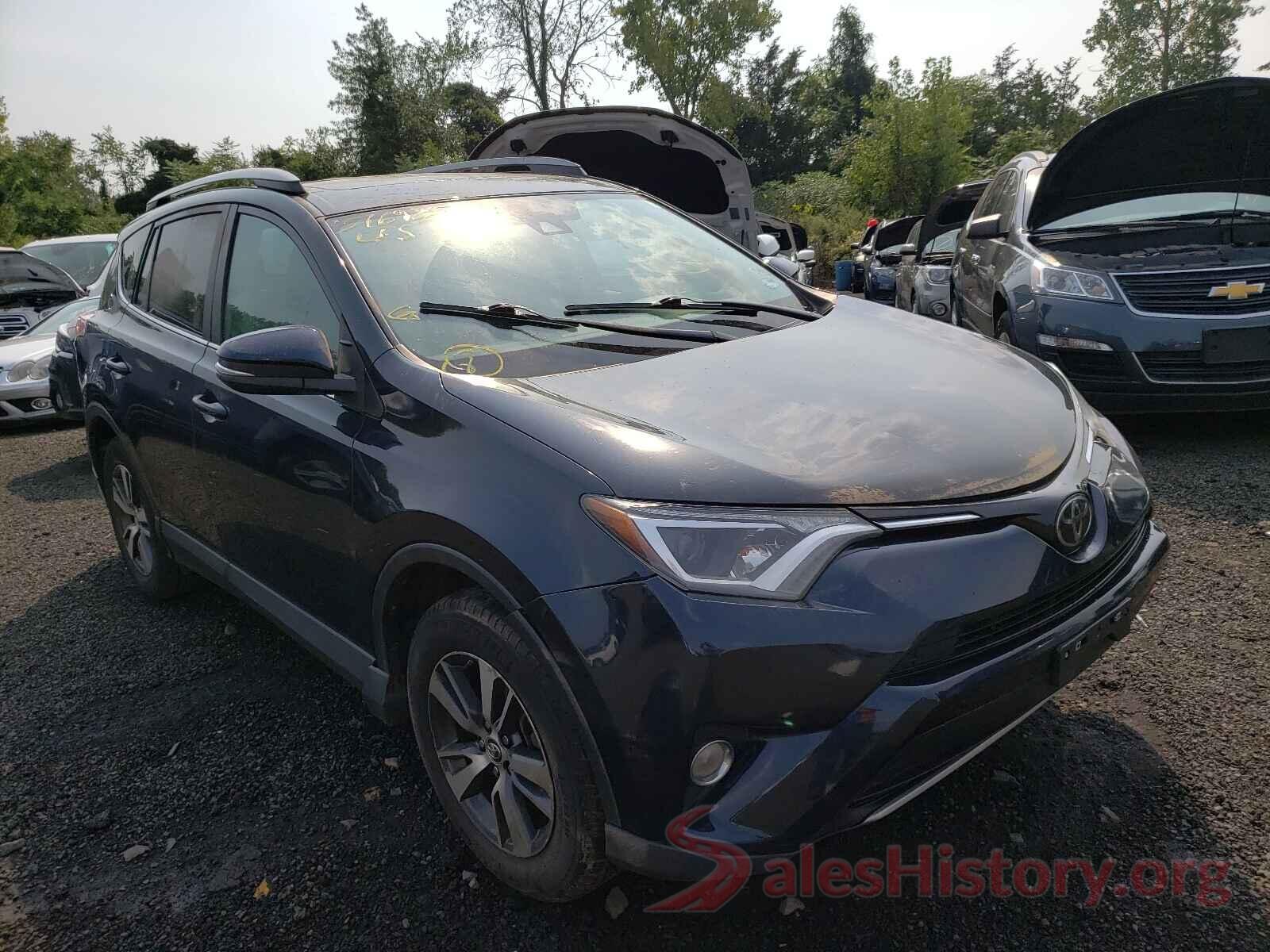 2T3RFREV2JW744288 2018 TOYOTA RAV4