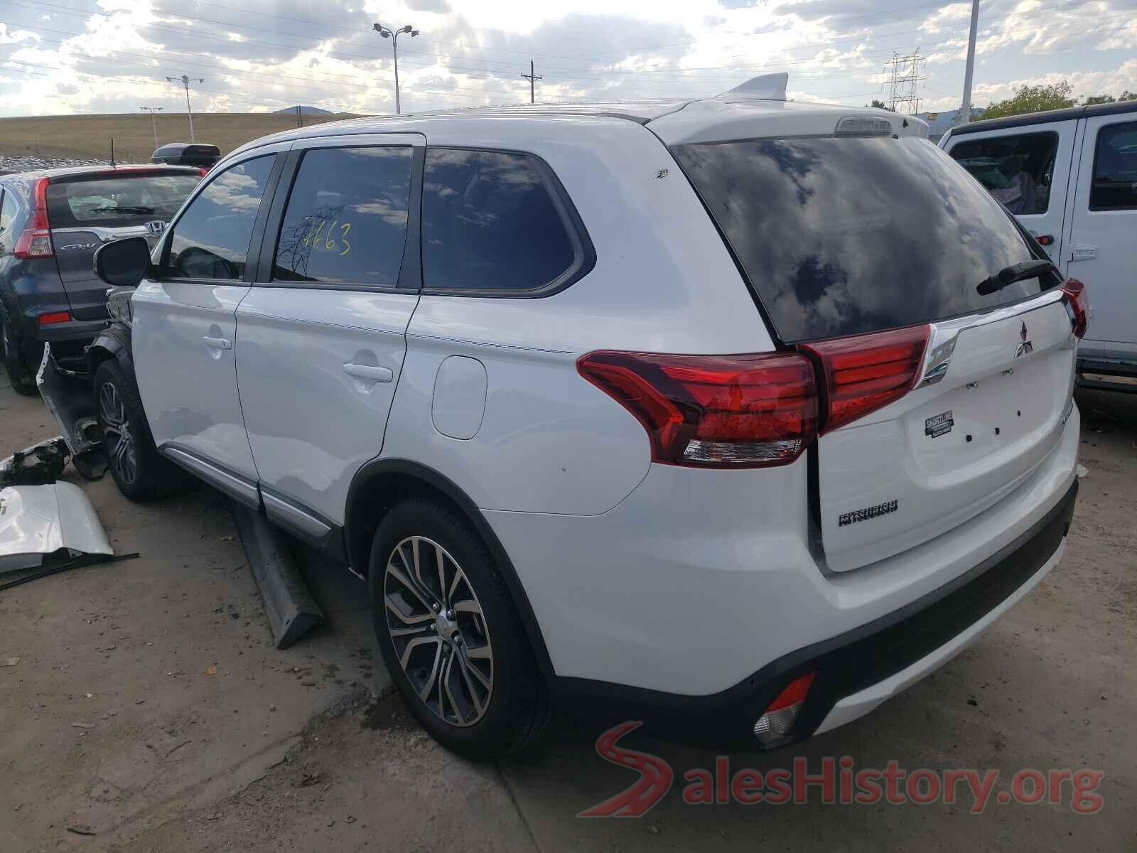 JA4AZ2A38JZ006392 2018 MITSUBISHI OUTLANDER