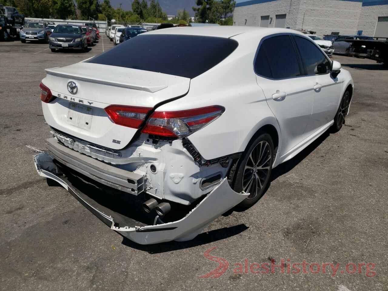 JTNB11HK9J3074028 2018 TOYOTA CAMRY