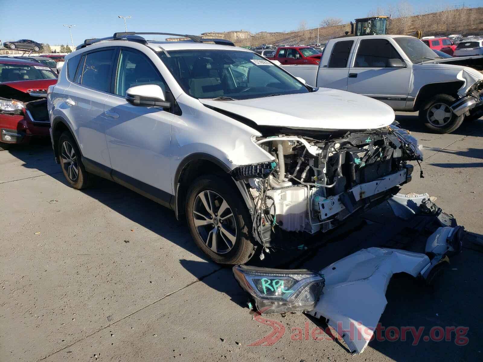 2T3RFREV4HW566619 2017 TOYOTA RAV4