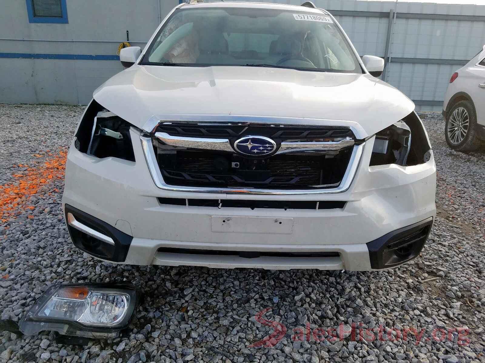 JF2SJADC1JH513763 2018 SUBARU FORESTER