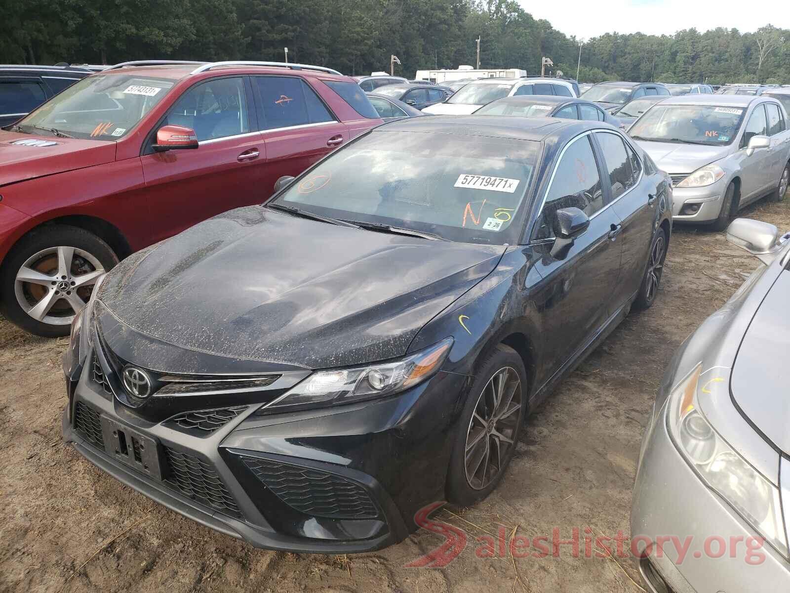 4T1T11BK7MU019900 2021 TOYOTA CAMRY