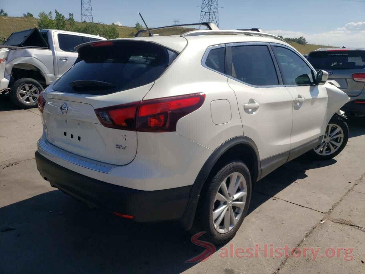 JN1BJ1CP0JW180750 2018 NISSAN ROGUE