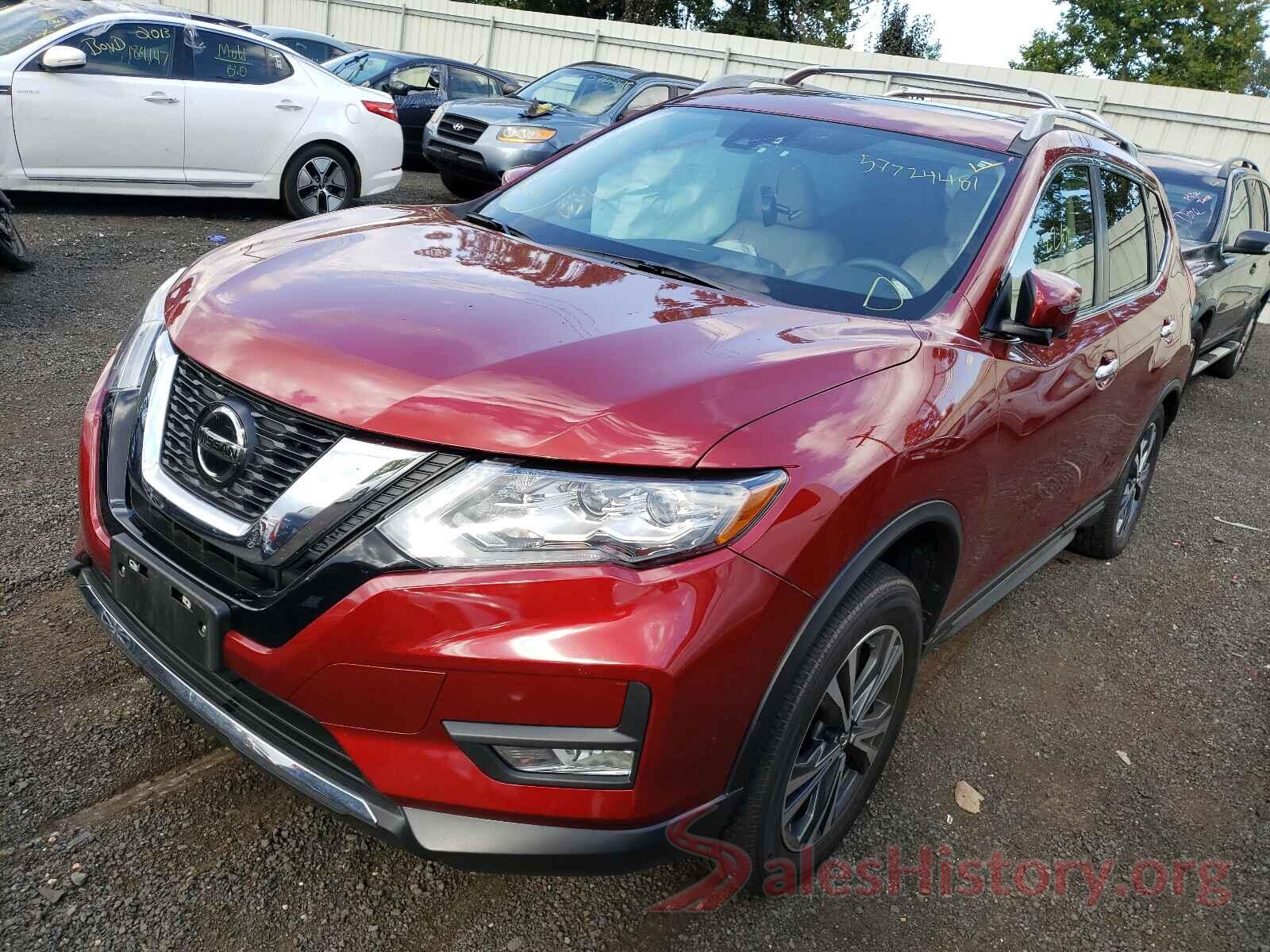 5N1AT2MVXJC833121 2018 NISSAN ROGUE