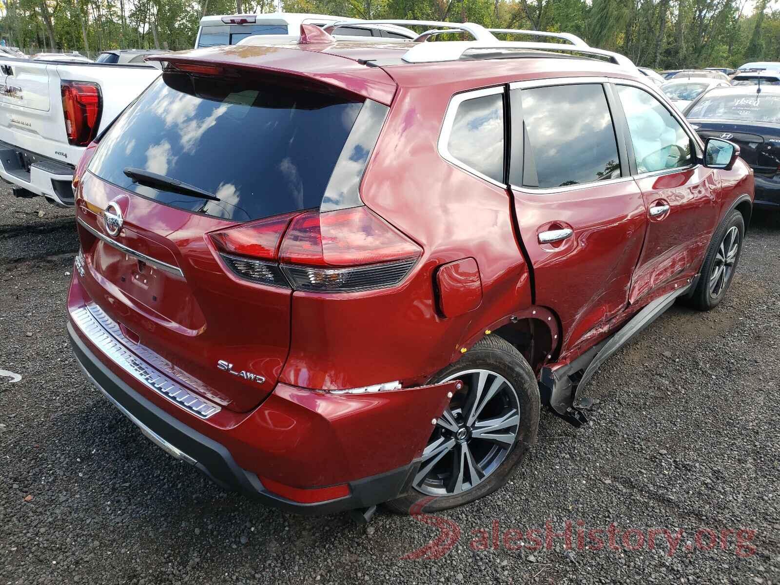 5N1AT2MVXJC833121 2018 NISSAN ROGUE