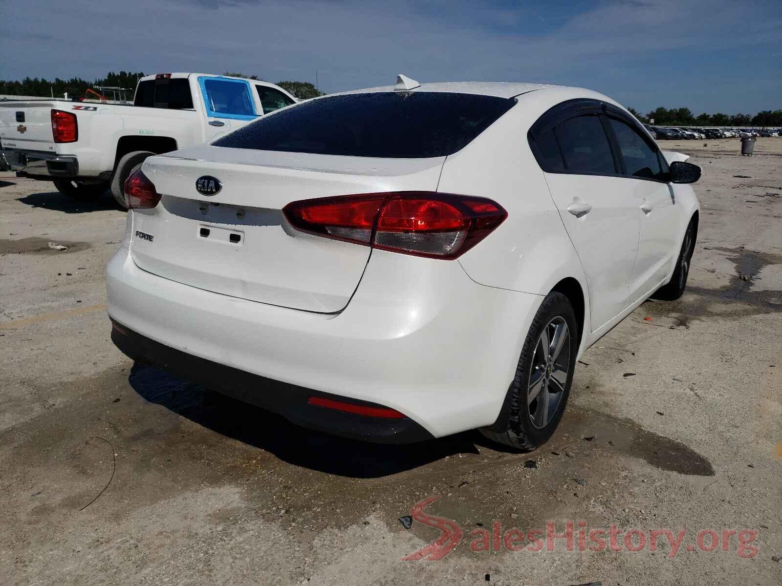 3KPFL4A72JE200472 2018 KIA FORTE