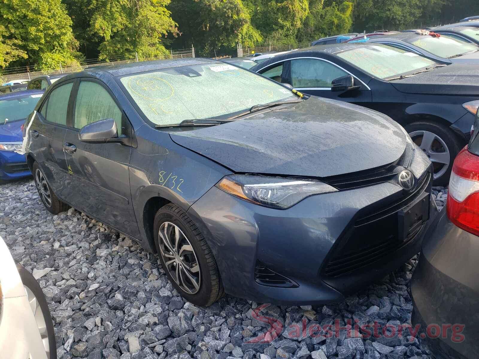 2T1BURHE4JC032104 2018 TOYOTA COROLLA