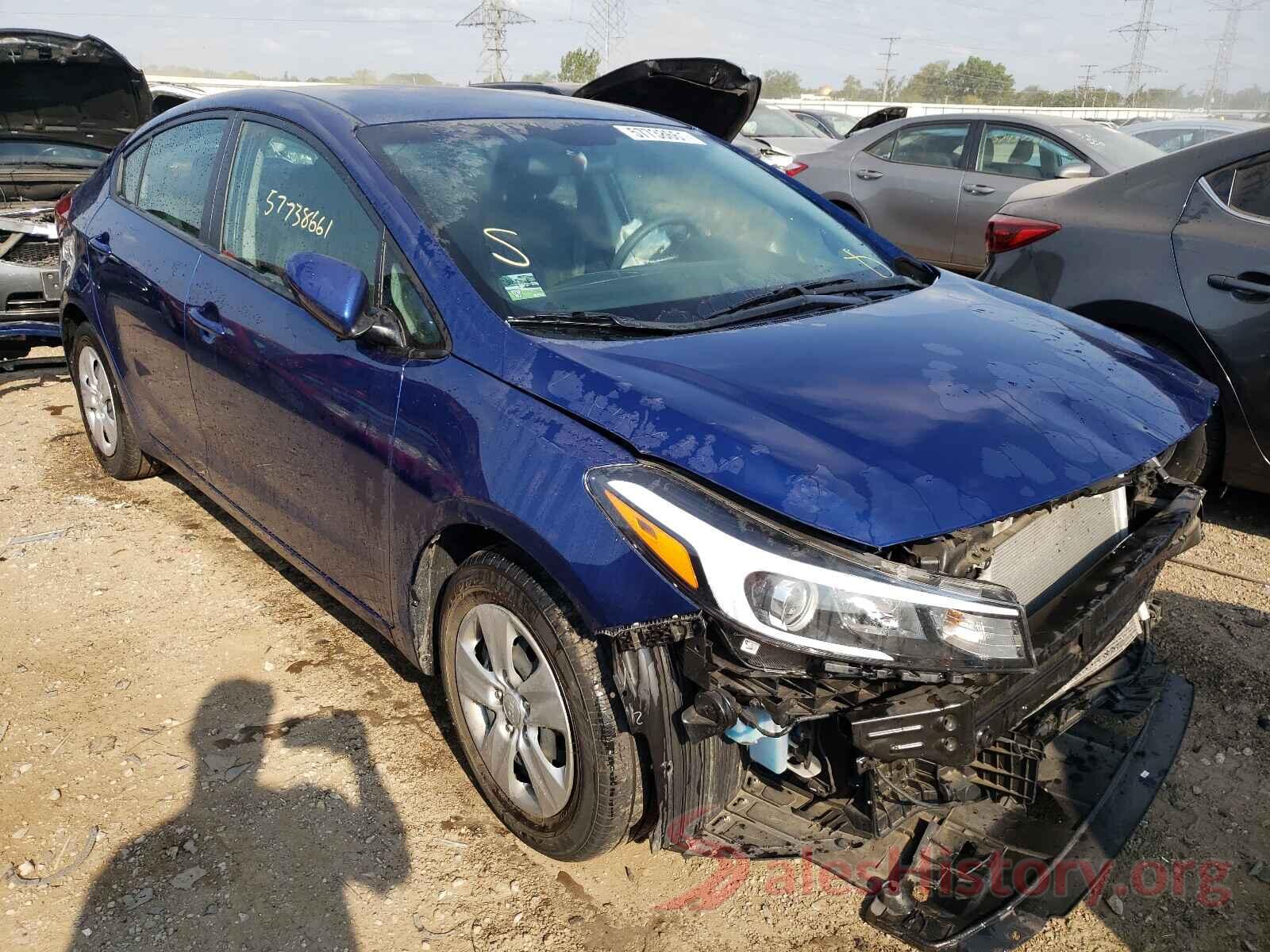 3KPFK4A79JE270117 2018 KIA FORTE