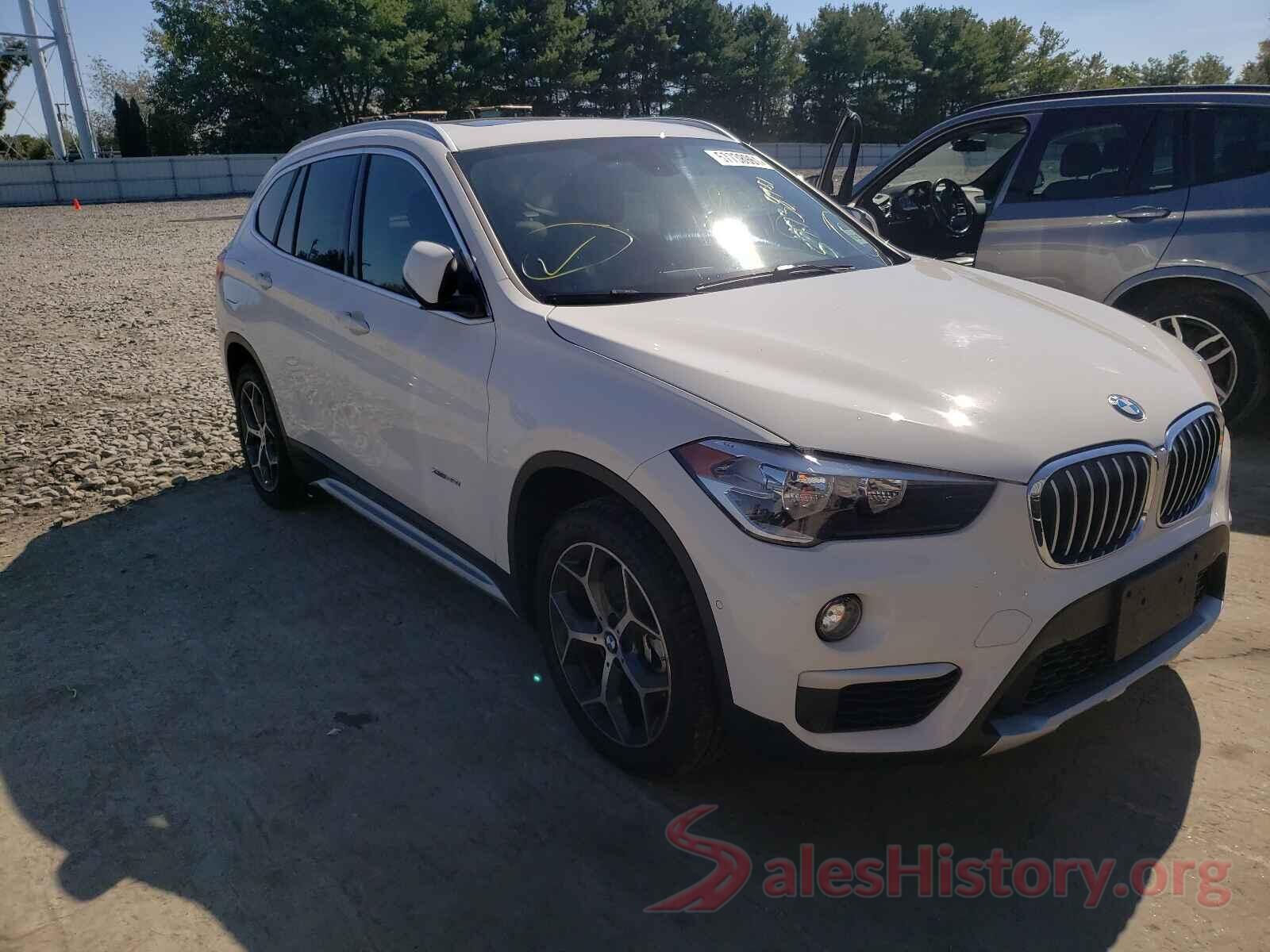 WBXHT3C33J5K23402 2018 BMW X1