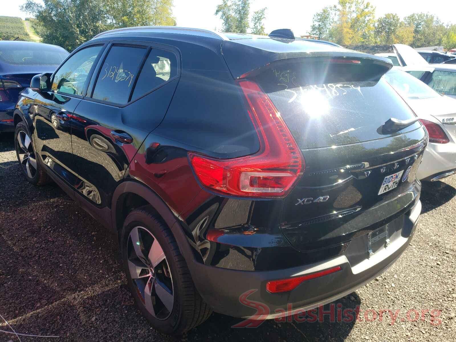 YV4162UK3M2432678 2021 VOLVO XC40