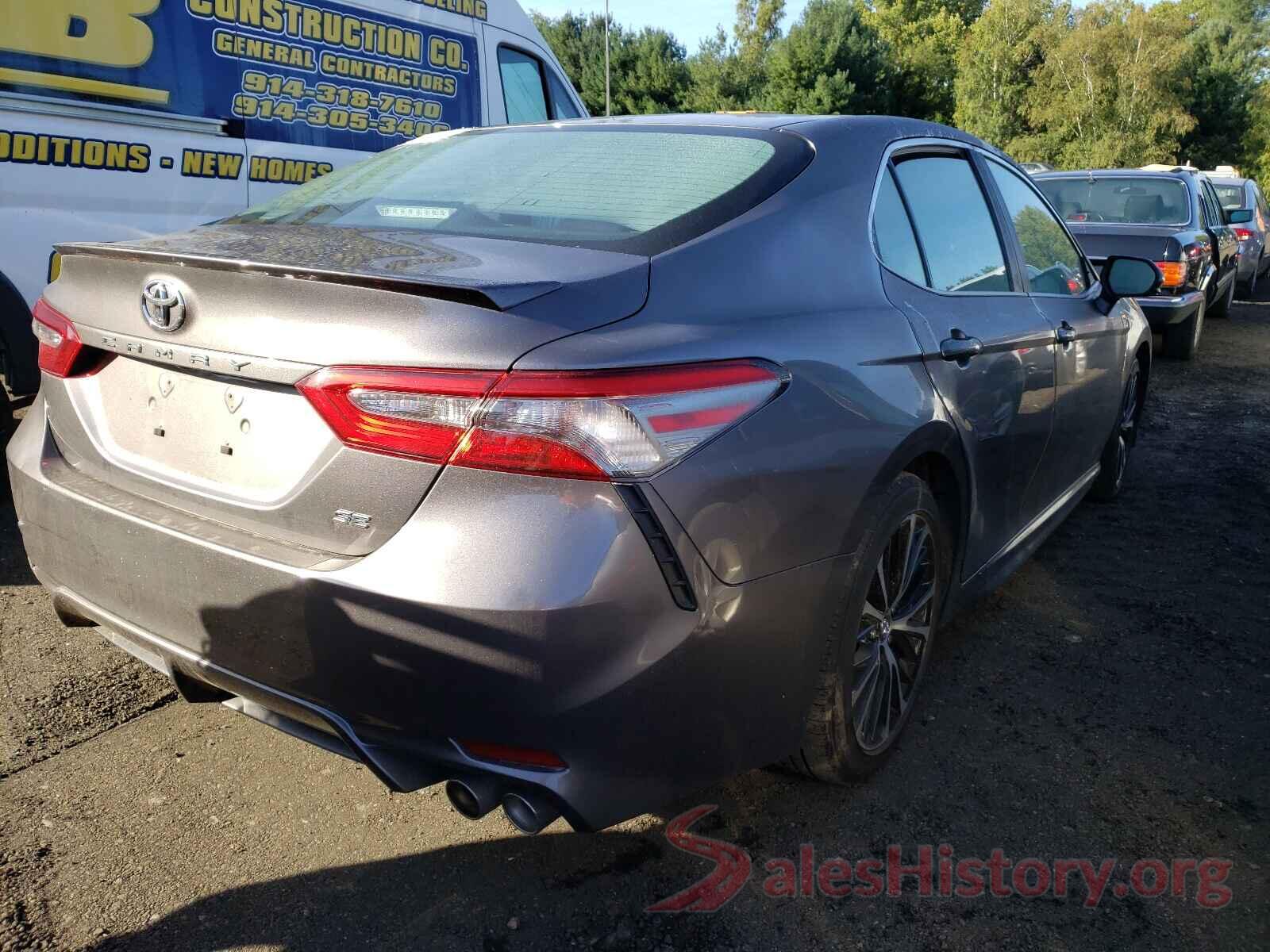 4T1B11HK4JU665507 2018 TOYOTA CAMRY