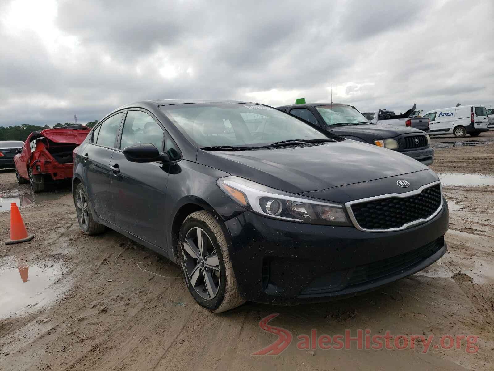 3KPFL4A73JE242617 2018 KIA FORTE