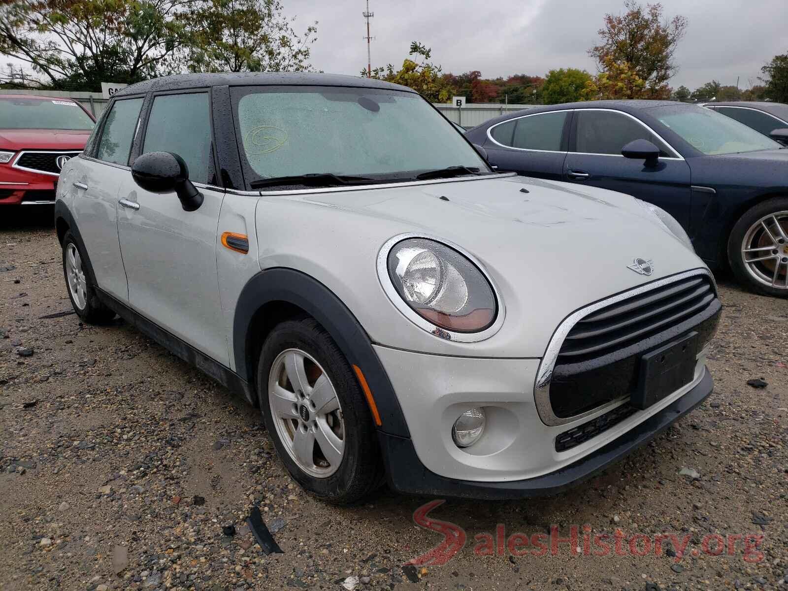 WMWXU1C55J2F79928 2018 MINI COOPER