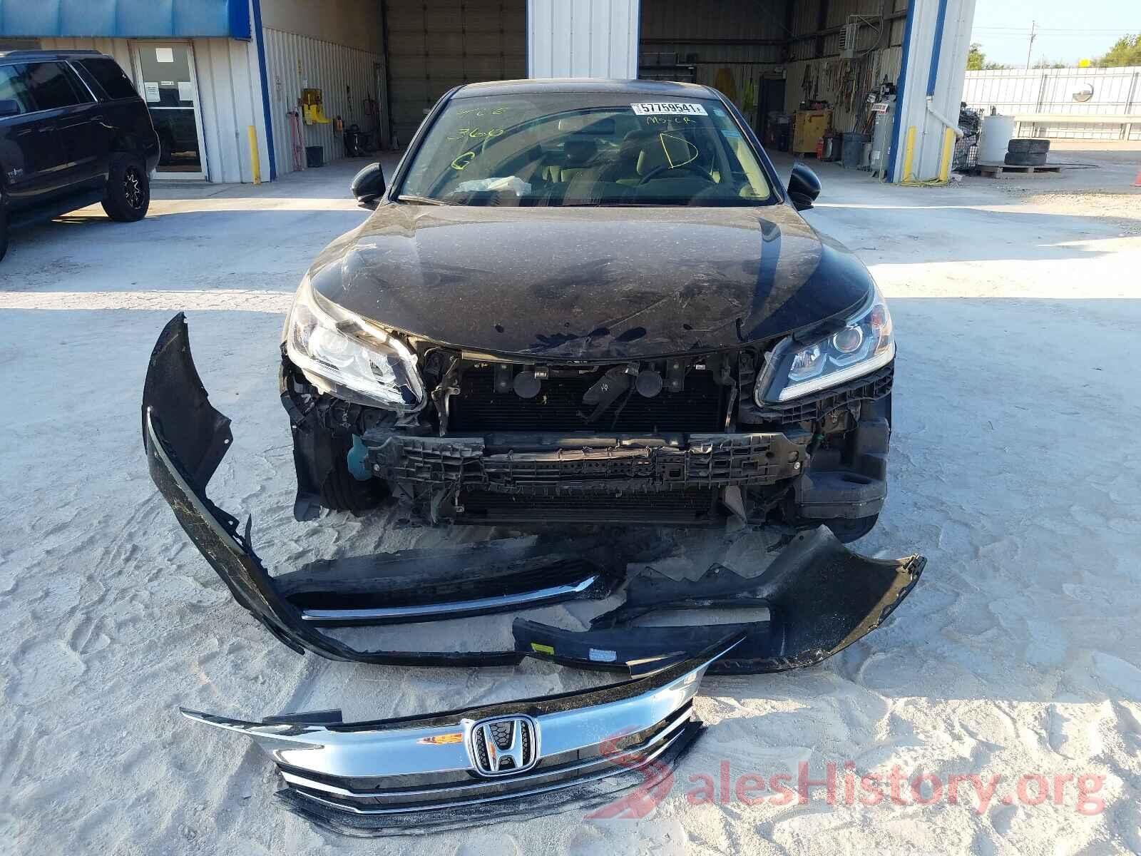 1HGCR2F37HA086625 2017 HONDA ACCORD