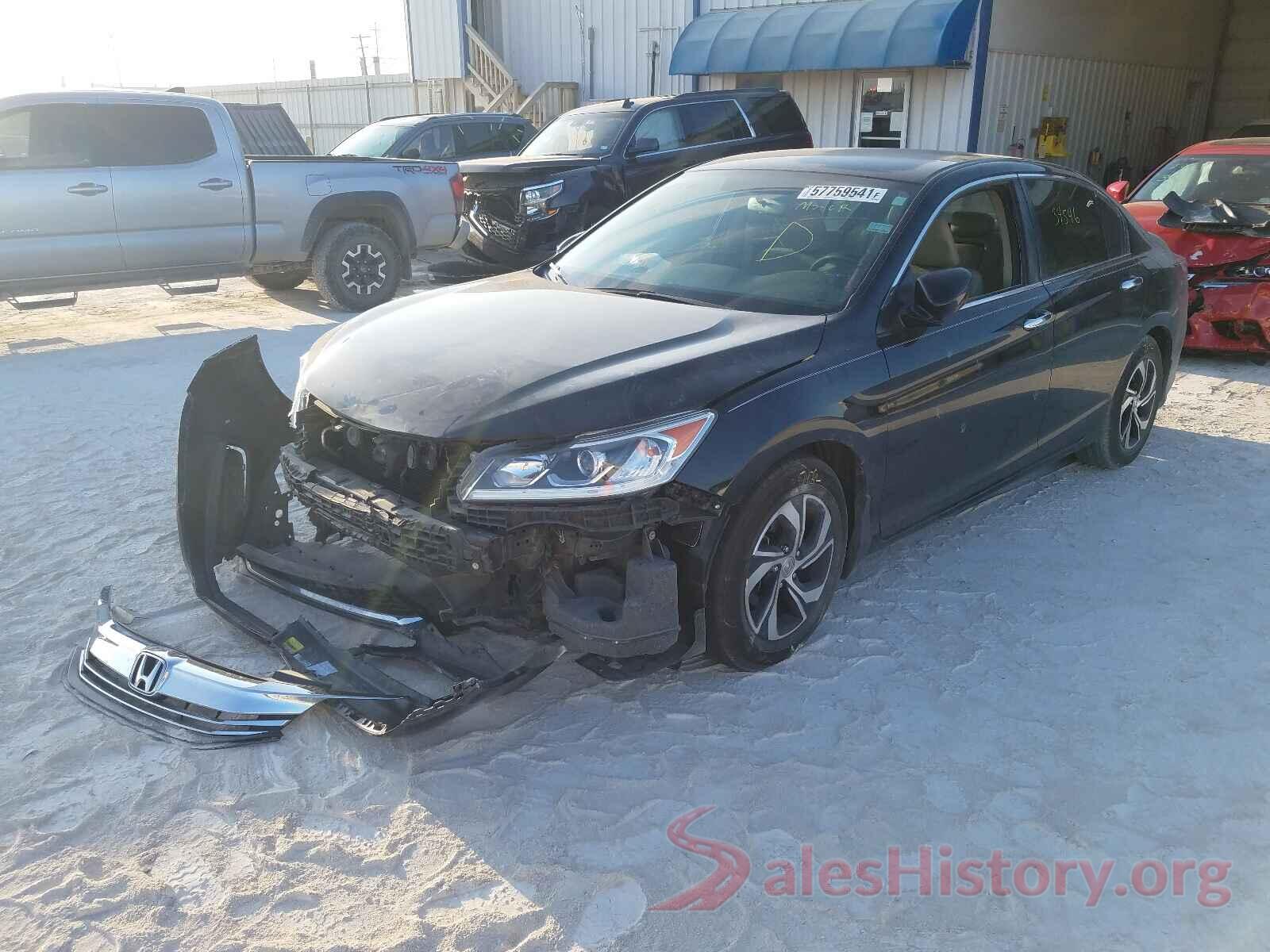 1HGCR2F37HA086625 2017 HONDA ACCORD