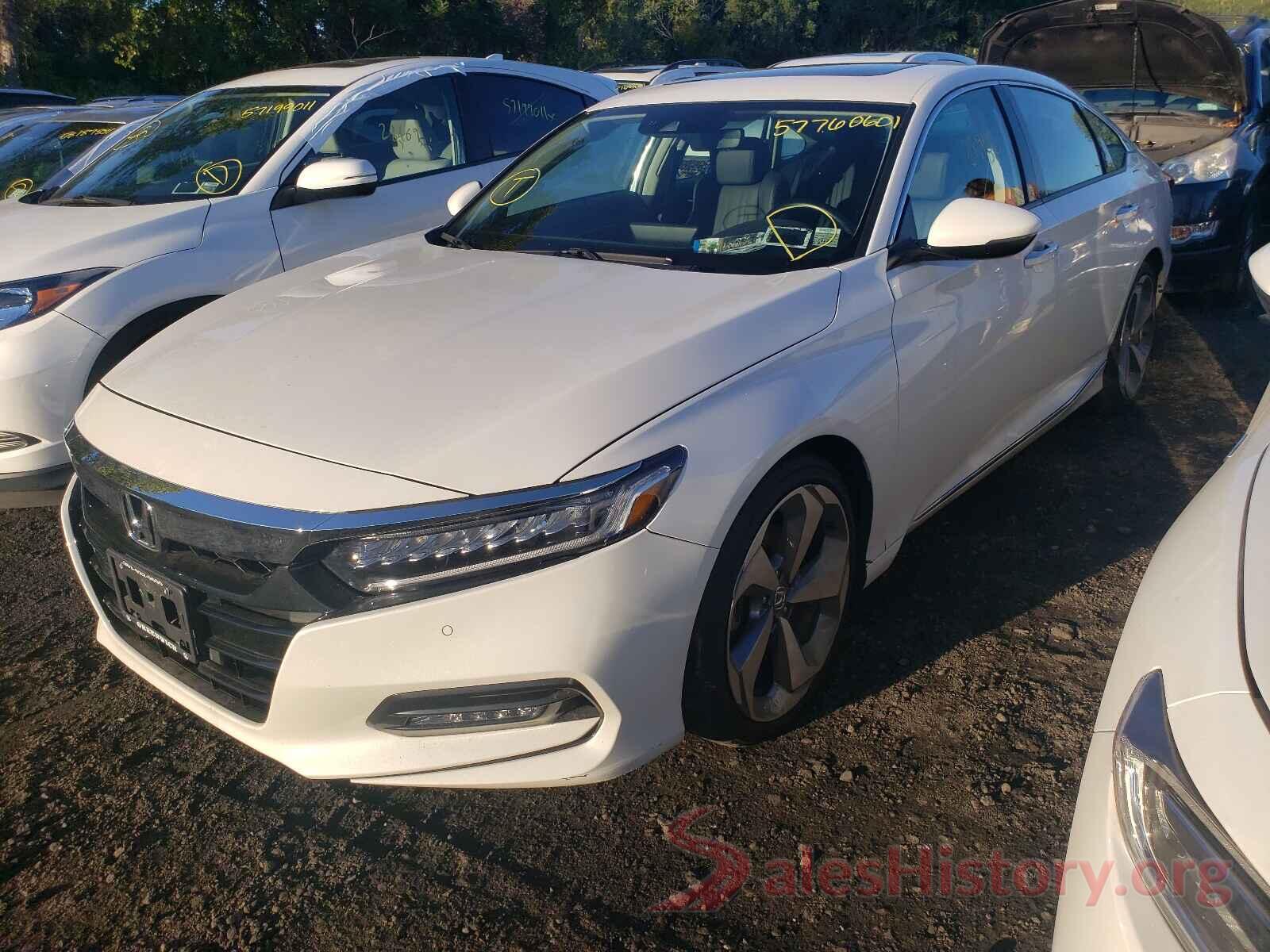 1HGCV2F95JA020161 2018 HONDA ACCORD