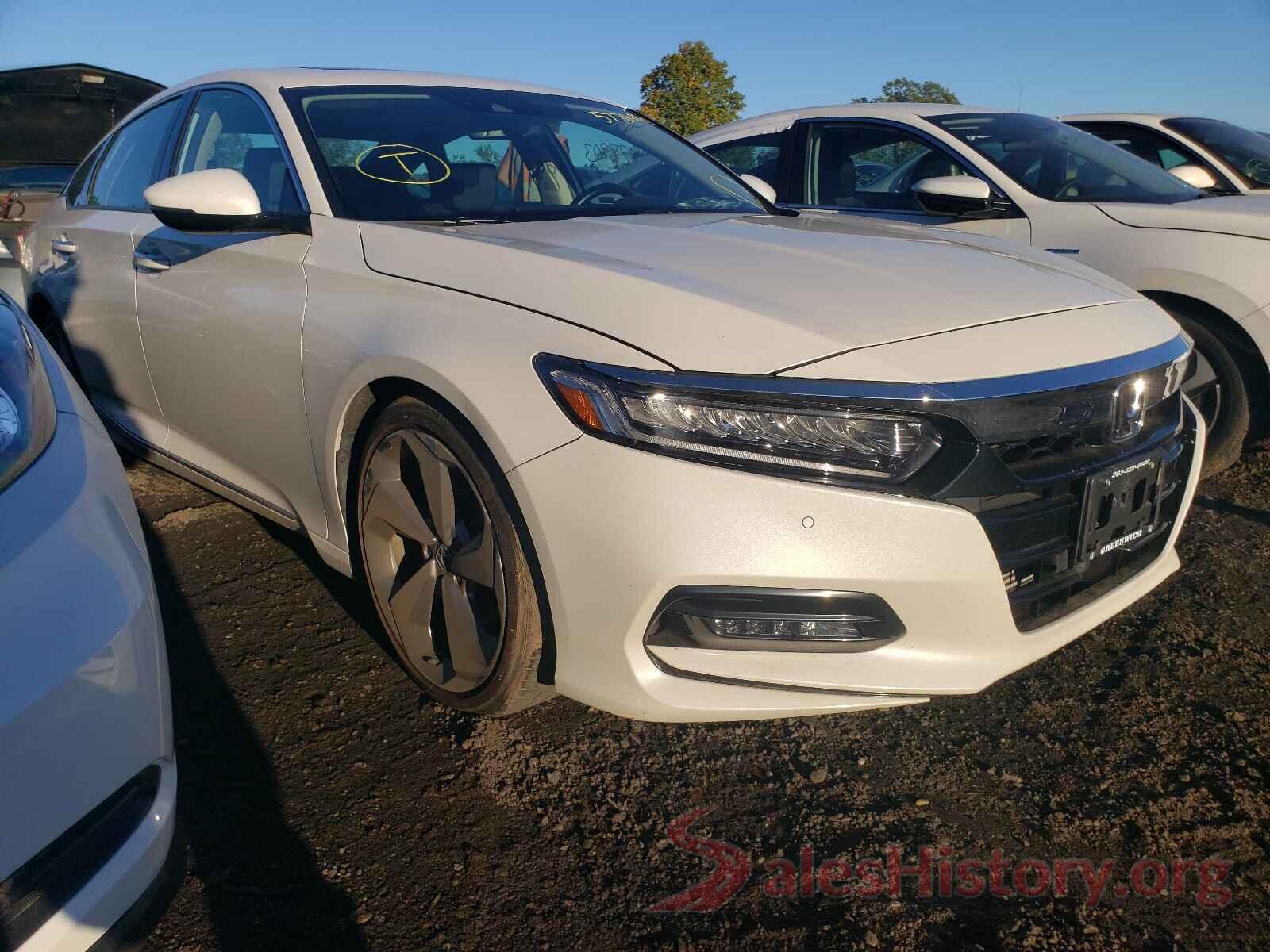 1HGCV2F95JA020161 2018 HONDA ACCORD