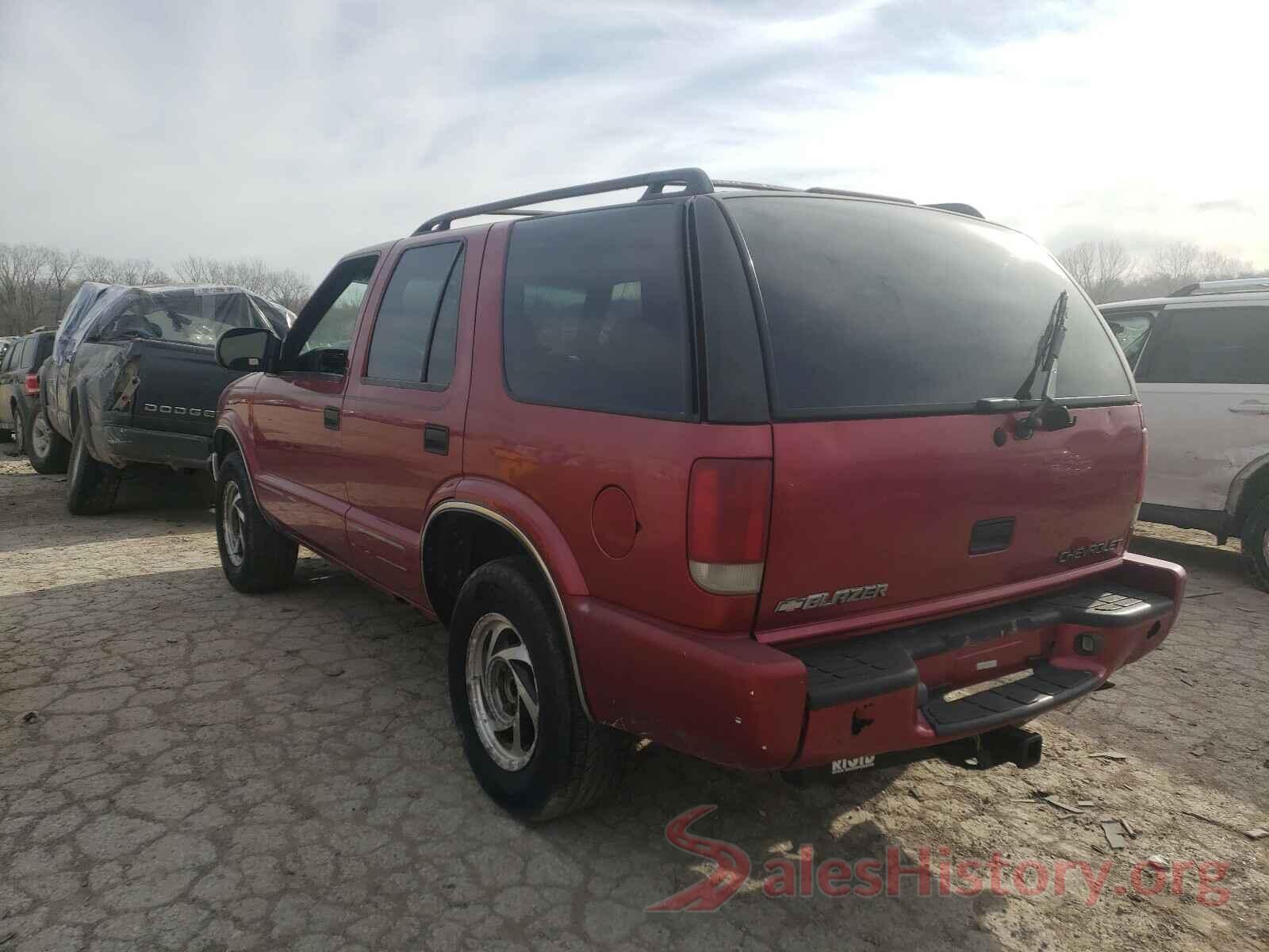 1GNDT13WX12201318 2001 CHEVROLET BLAZER