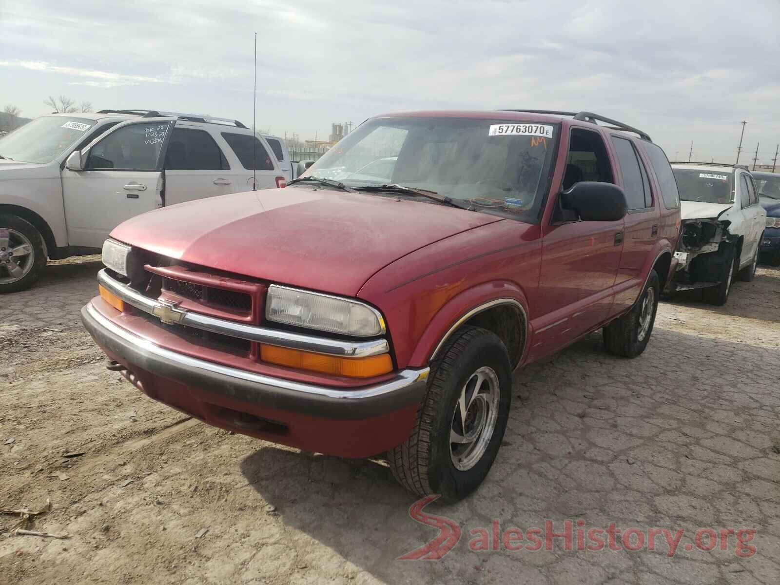 1GNDT13WX12201318 2001 CHEVROLET BLAZER