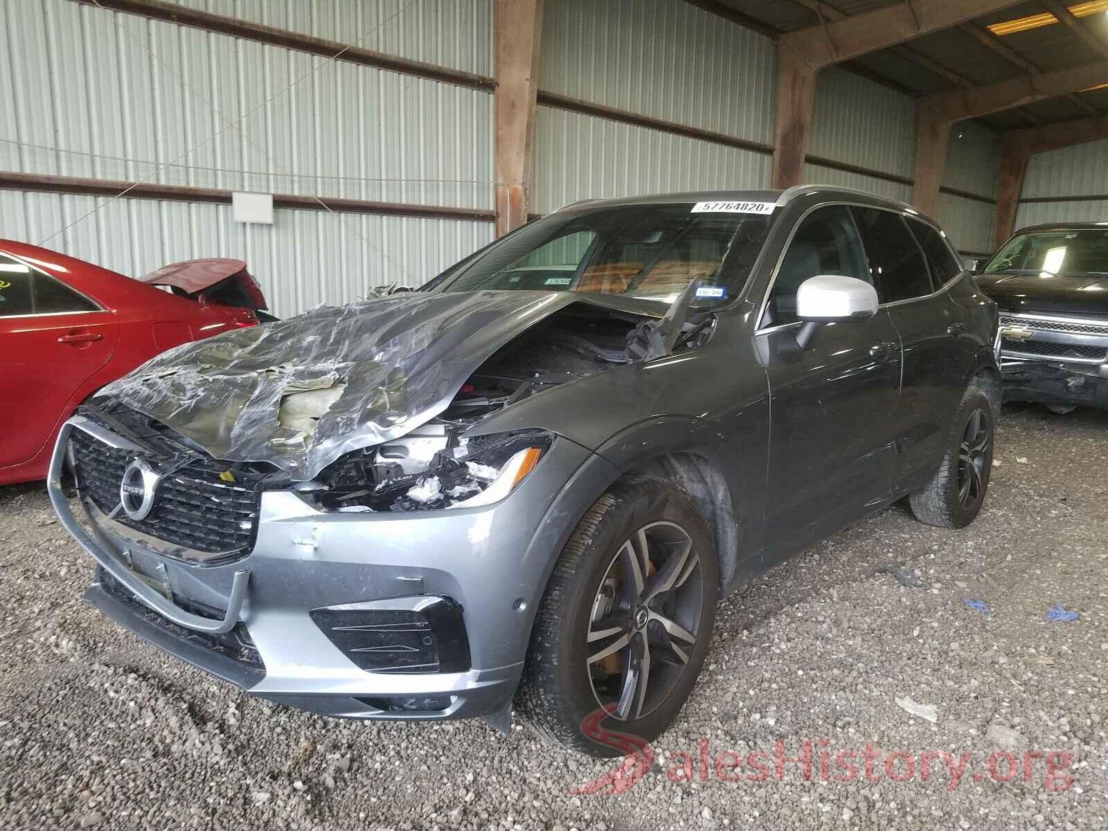 LYV102DM8KB242702 2019 VOLVO XC60