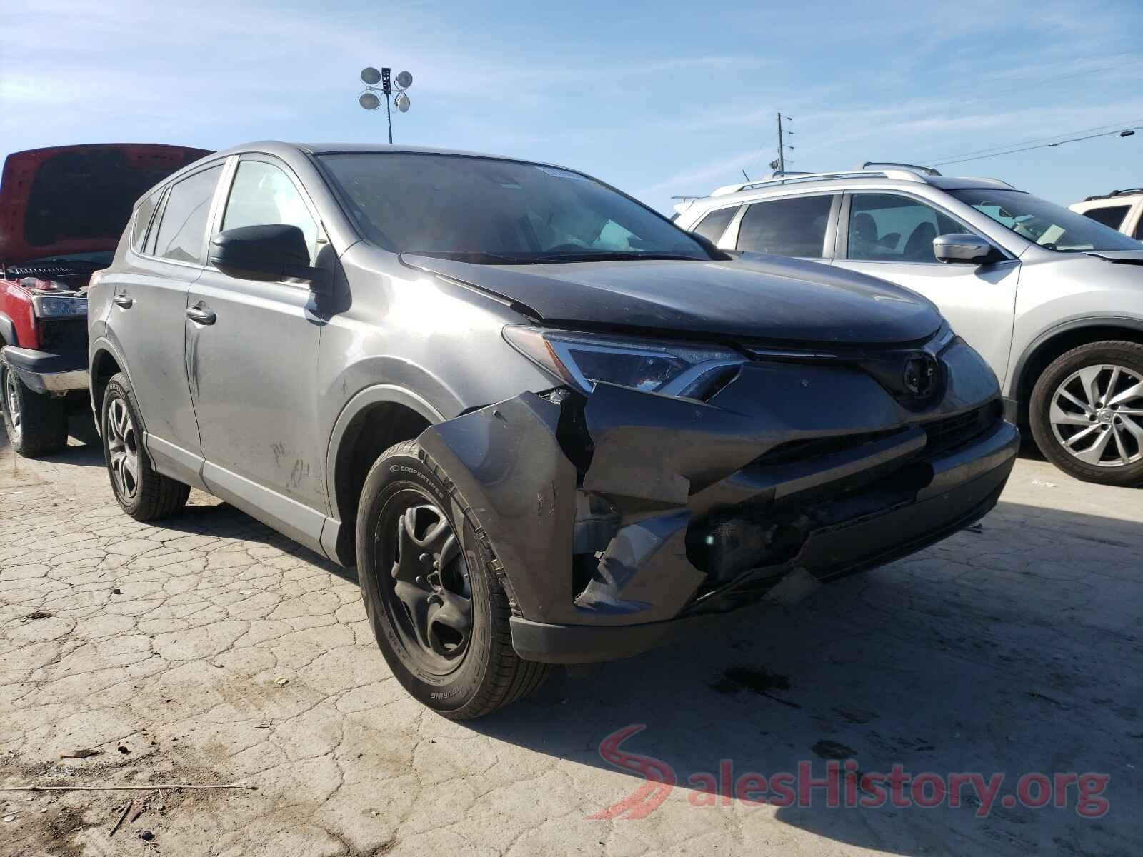 2T3BFREV5JW853619 2018 TOYOTA RAV4