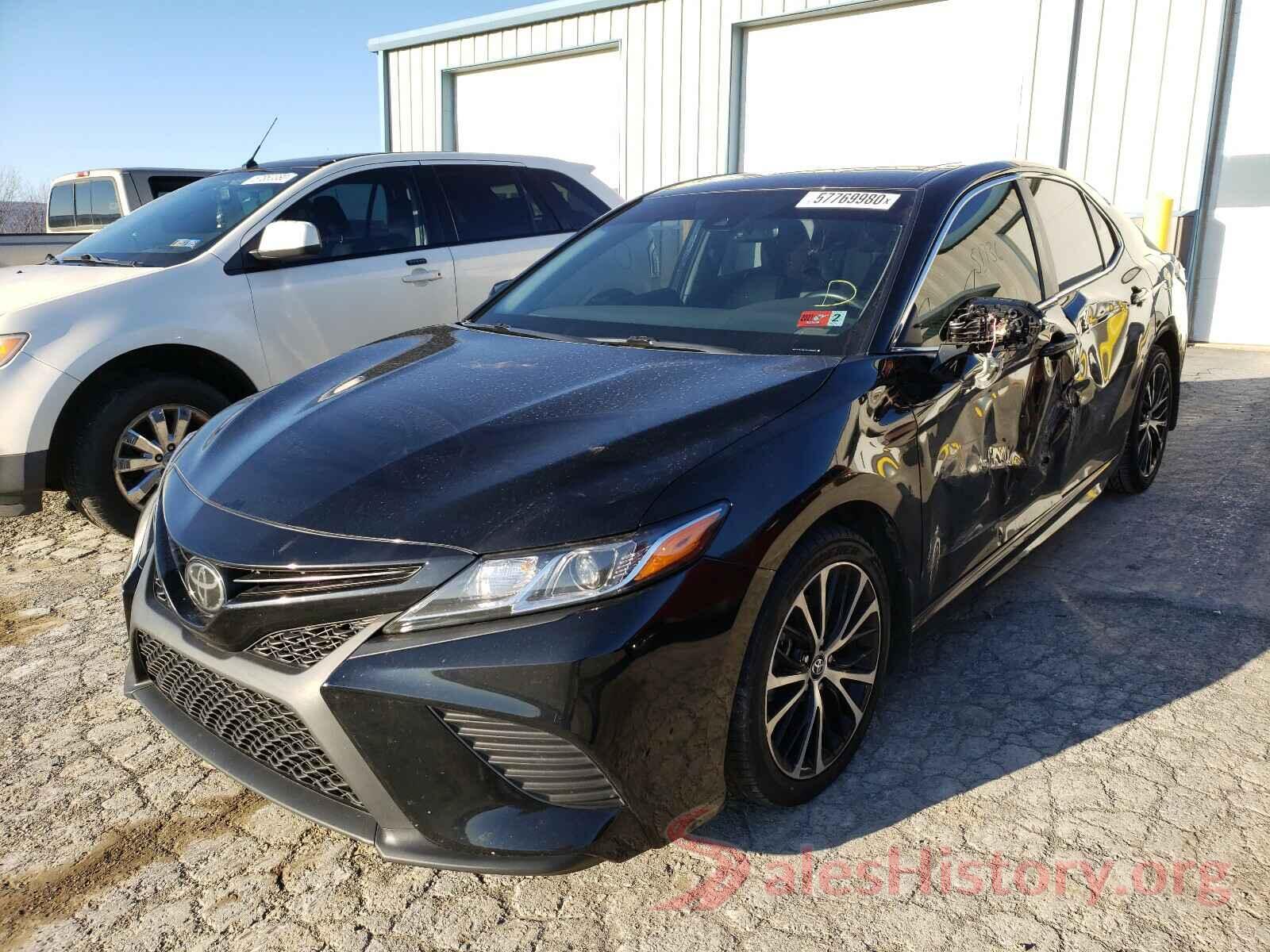 4T1B11HK3KU196976 2019 TOYOTA CAMRY