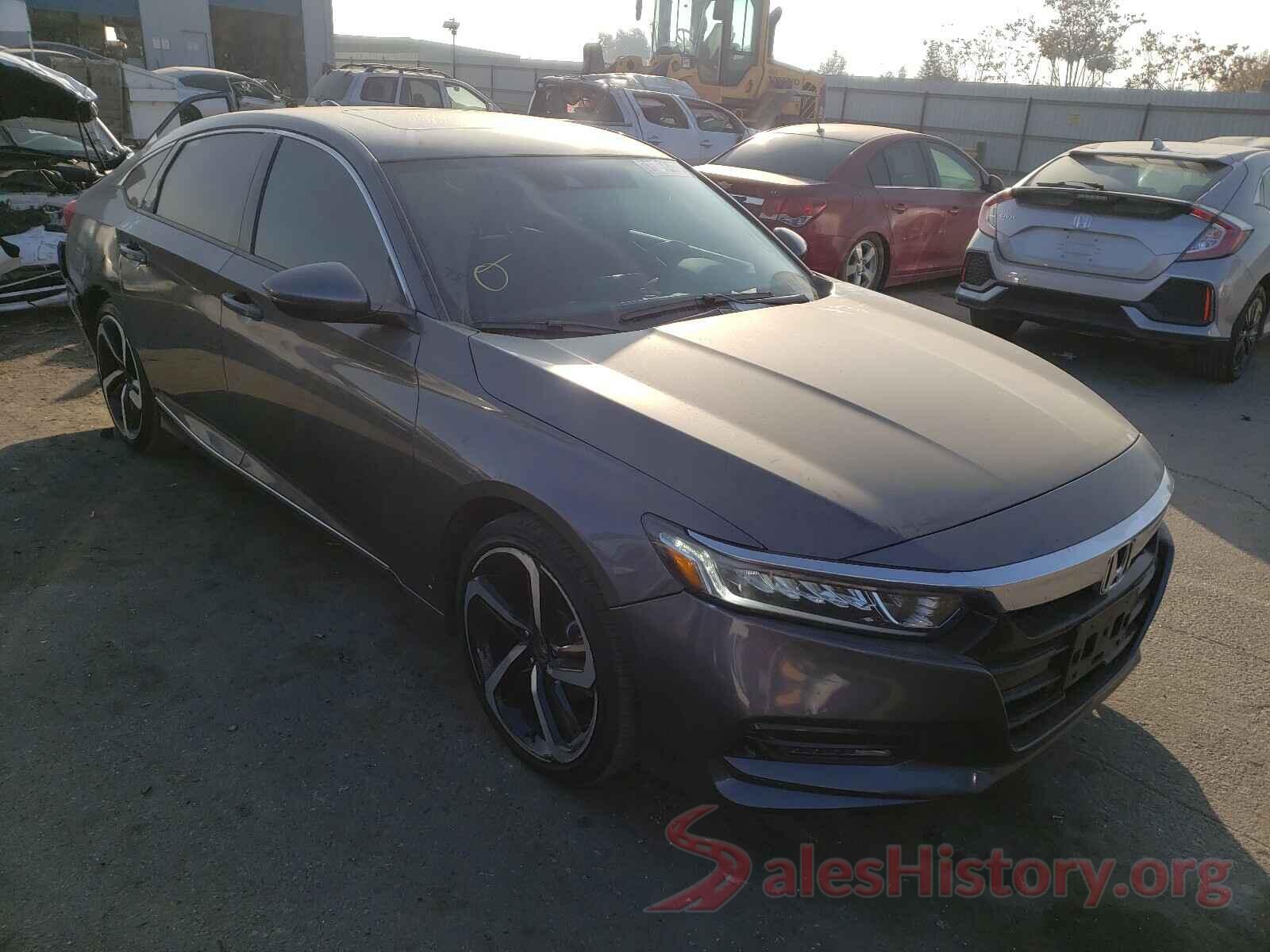 1HGCV1F52JA116997 2018 HONDA ACCORD