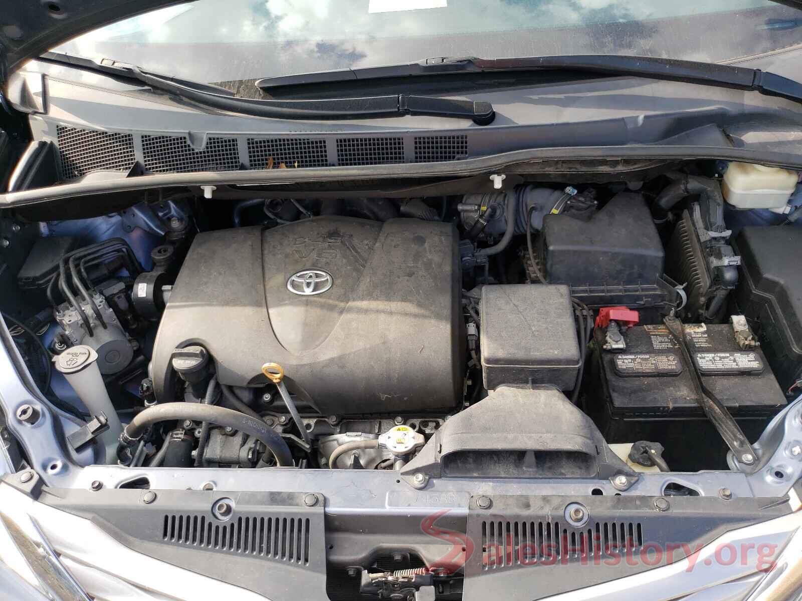 5TDYZ3DCXHS851911 2017 TOYOTA SIENNA