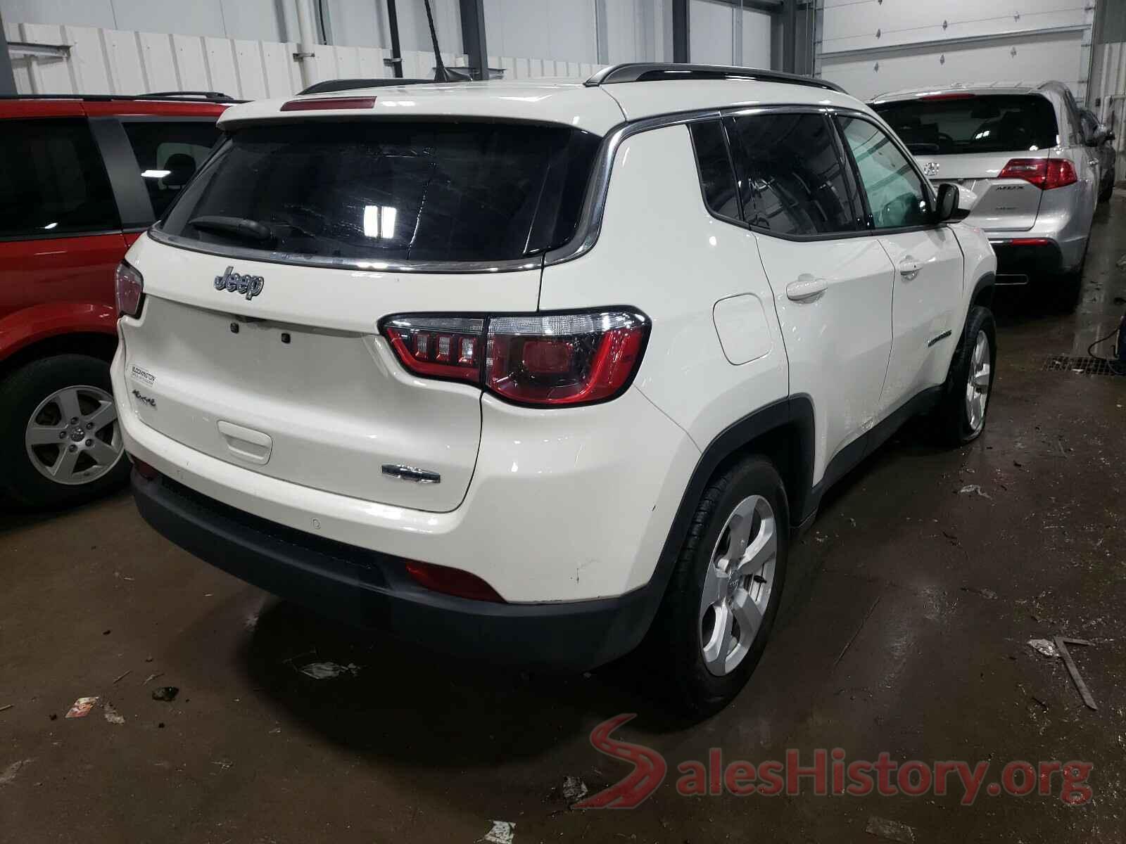 3C4NJDBB1JT359984 2018 JEEP COMPASS