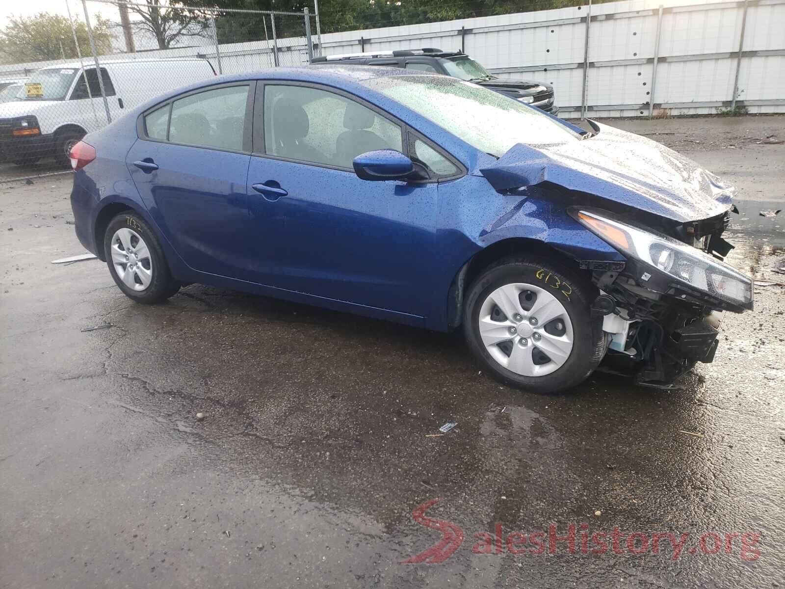 3KPFK4A7XJE273799 2018 KIA FORTE