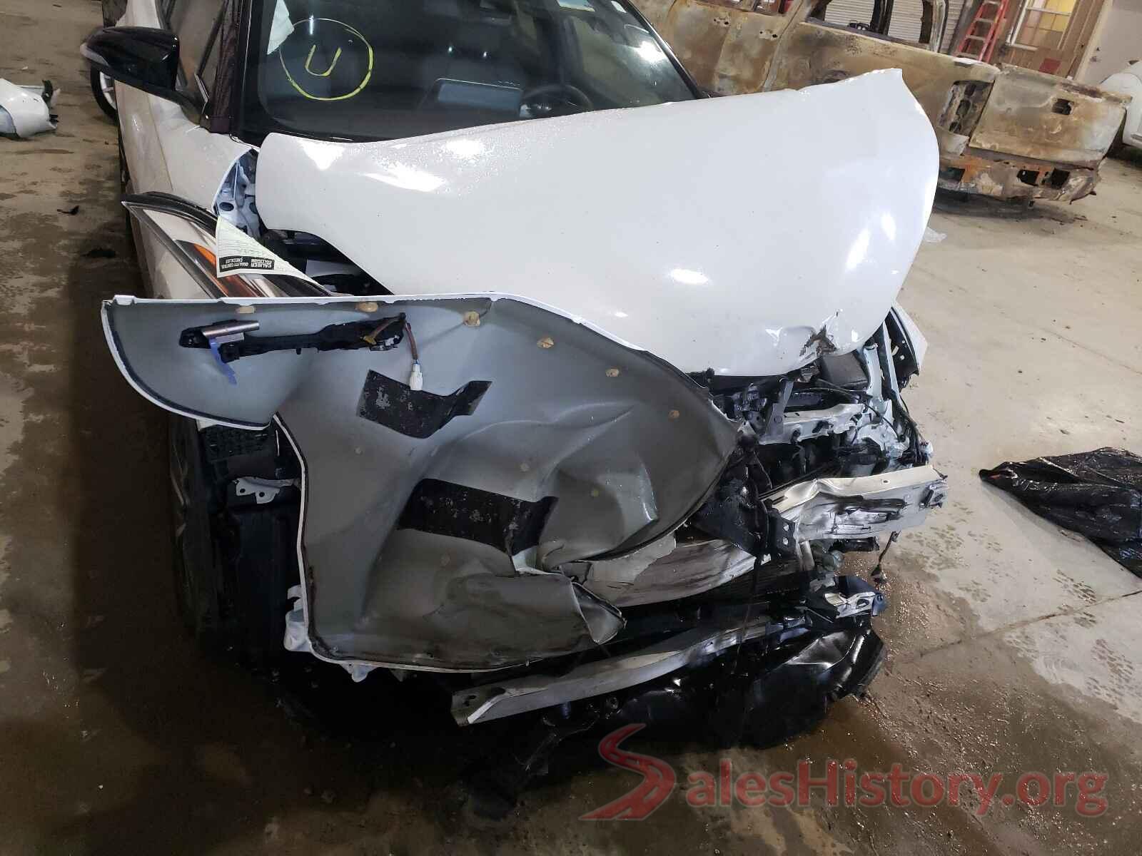 NMTKHMBX2KR083903 2019 TOYOTA C-HR