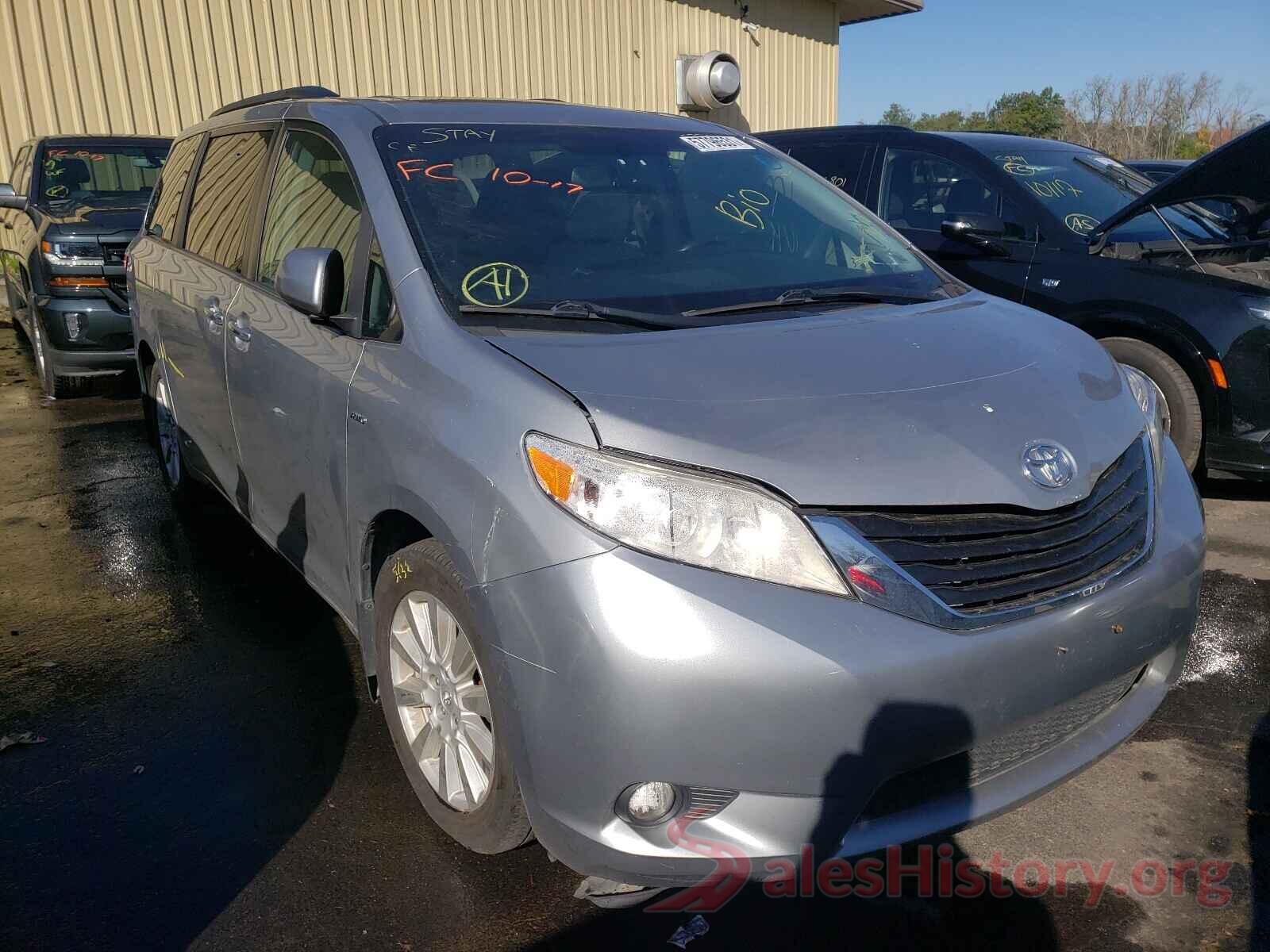 5TDDZ3DC7HS167994 2017 TOYOTA SIENNA