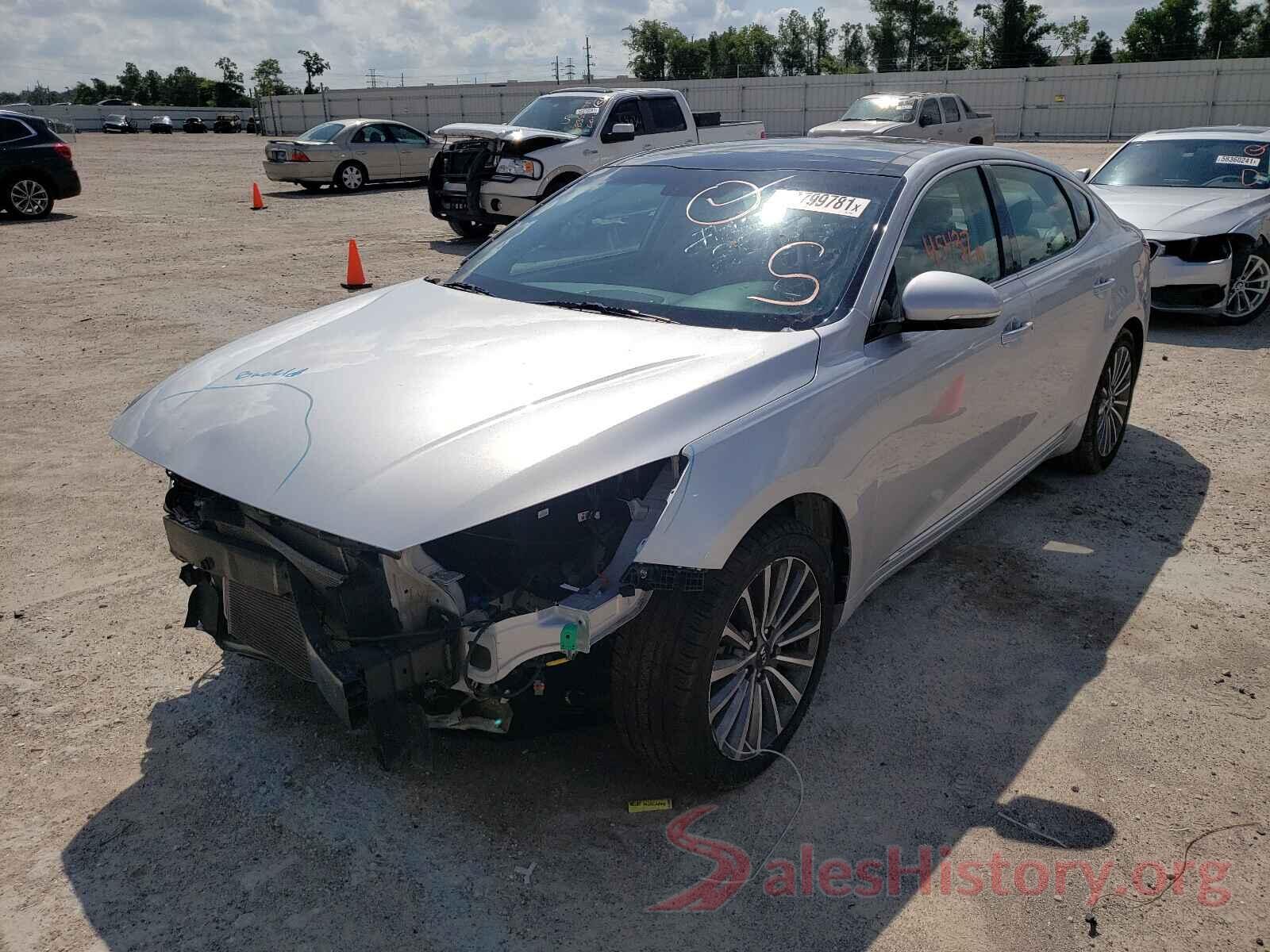 KNALC4J18H5049736 2017 KIA CADENZA