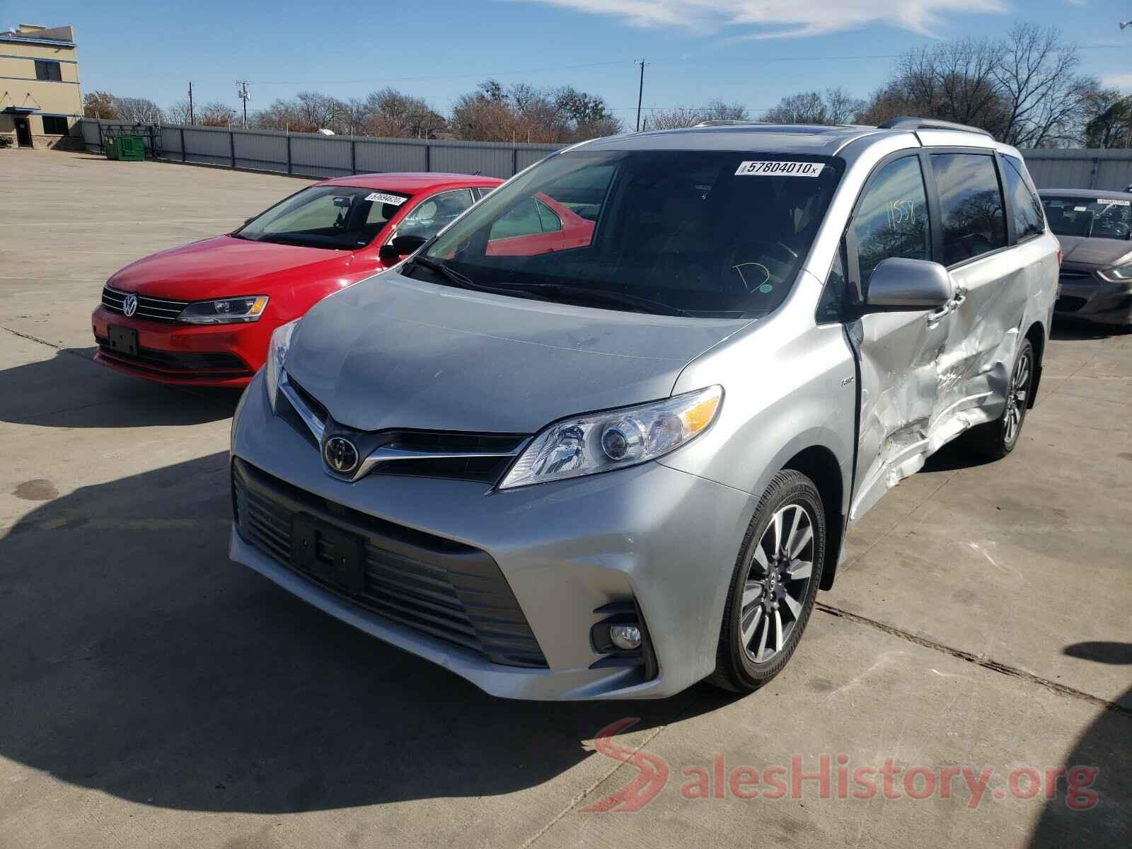 5TDDZ3DC9KS224588 2019 TOYOTA SIENNA