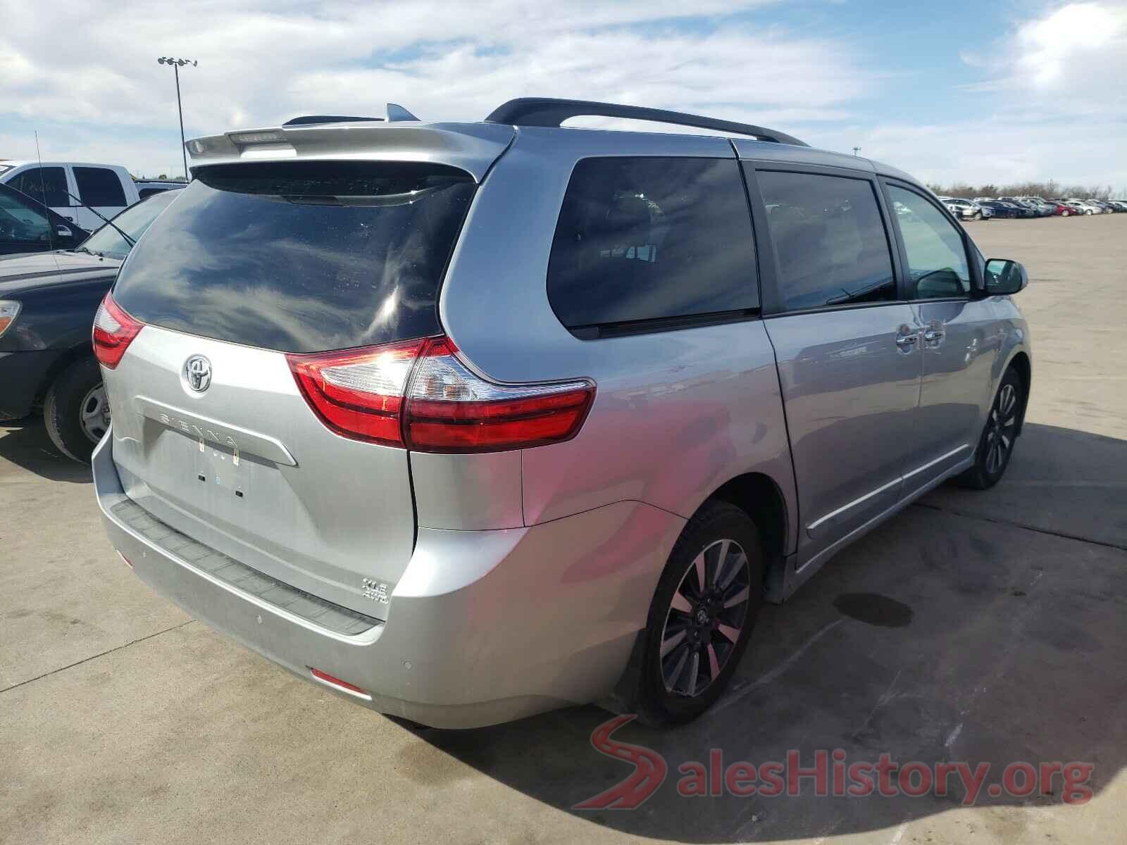 5TDDZ3DC9KS224588 2019 TOYOTA SIENNA