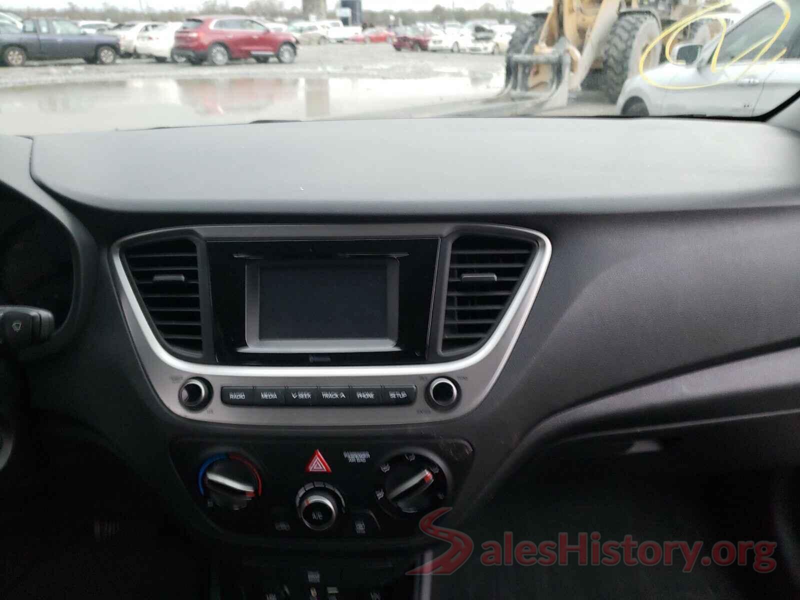 3KPC24A30JE023519 2018 HYUNDAI ACCENT