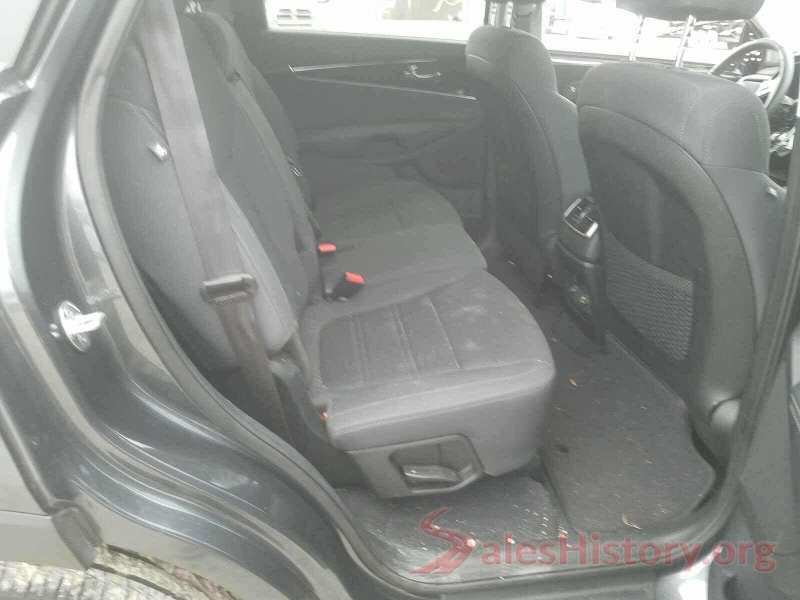 5XYPGDA32KG602566 2019 KIA SORENTO