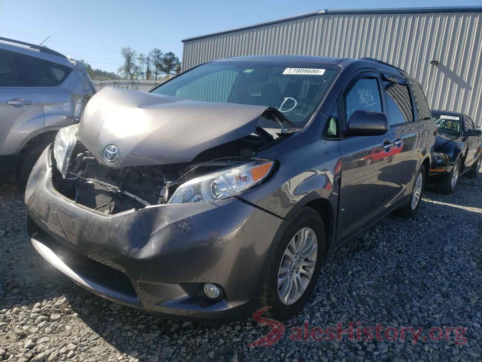 5TDYZ3DC1HS824550 2017 TOYOTA SIENNA