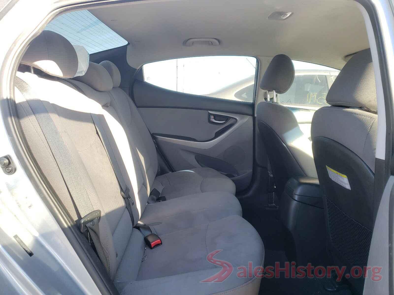 5NPDH4AEXGH781957 2016 HYUNDAI ELANTRA